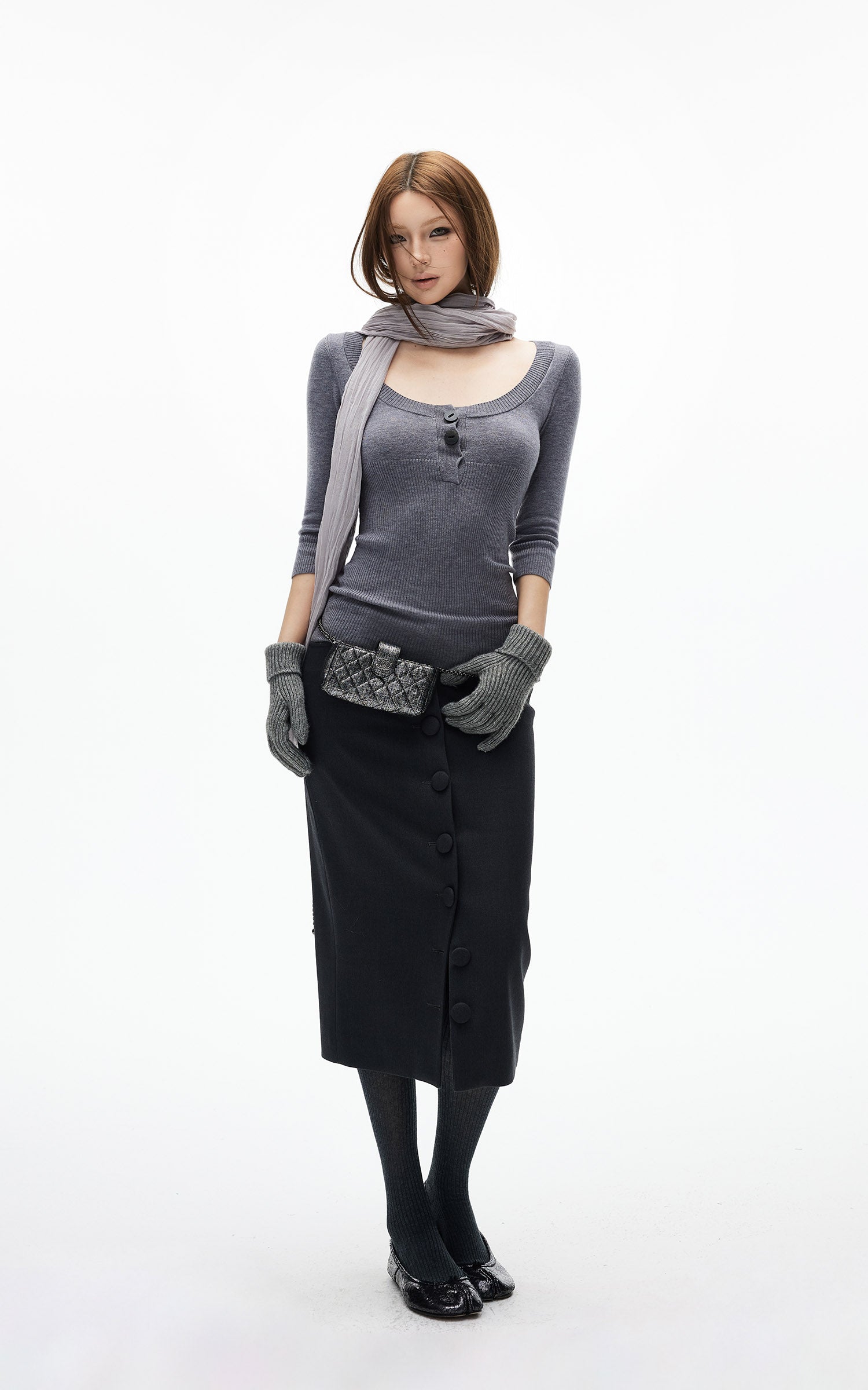 IAMXIAA ボタンフロントミディペンシルスカート、テーラードシルエット付き