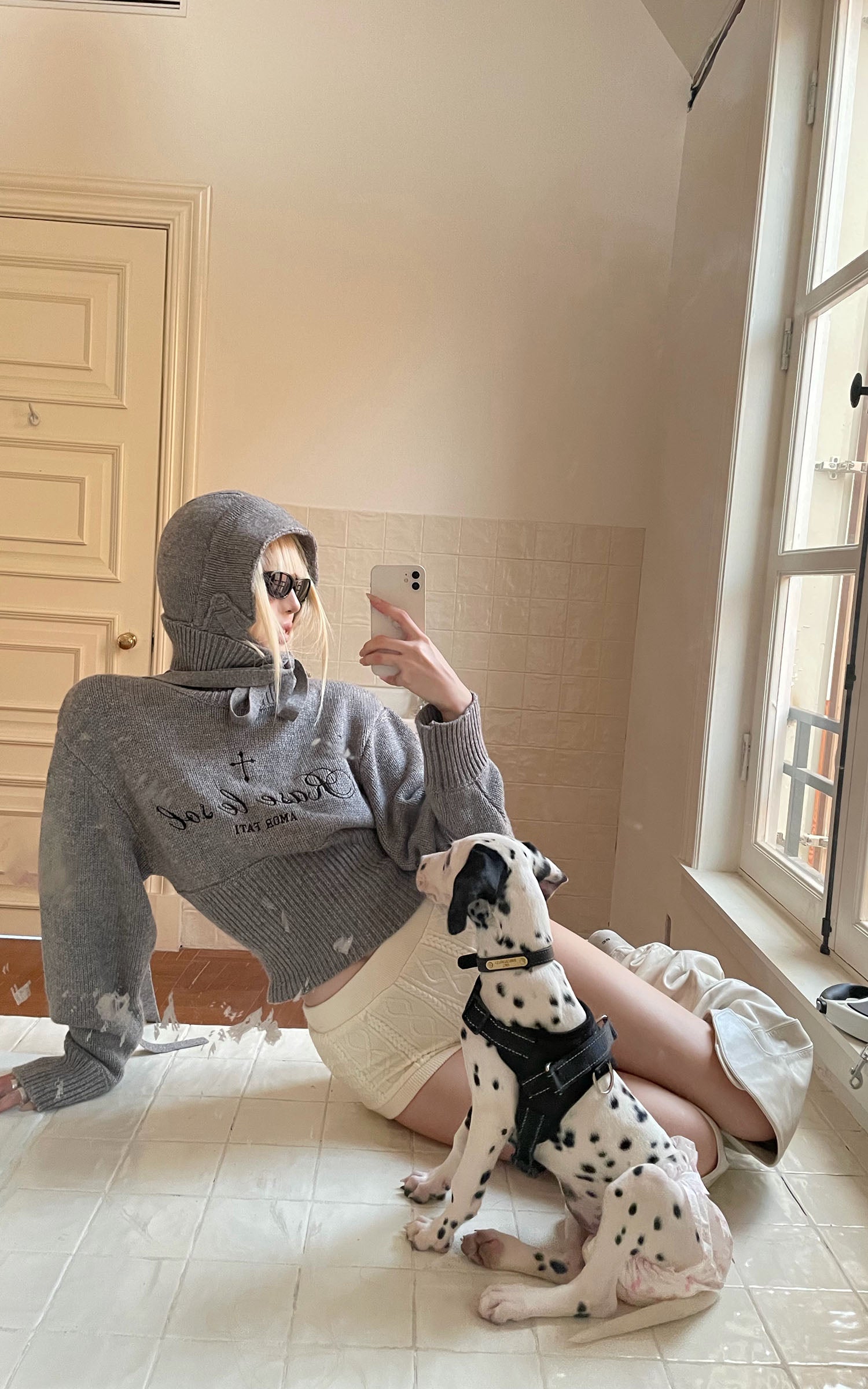 Rase le sol Cropped Turtleneck Sweater