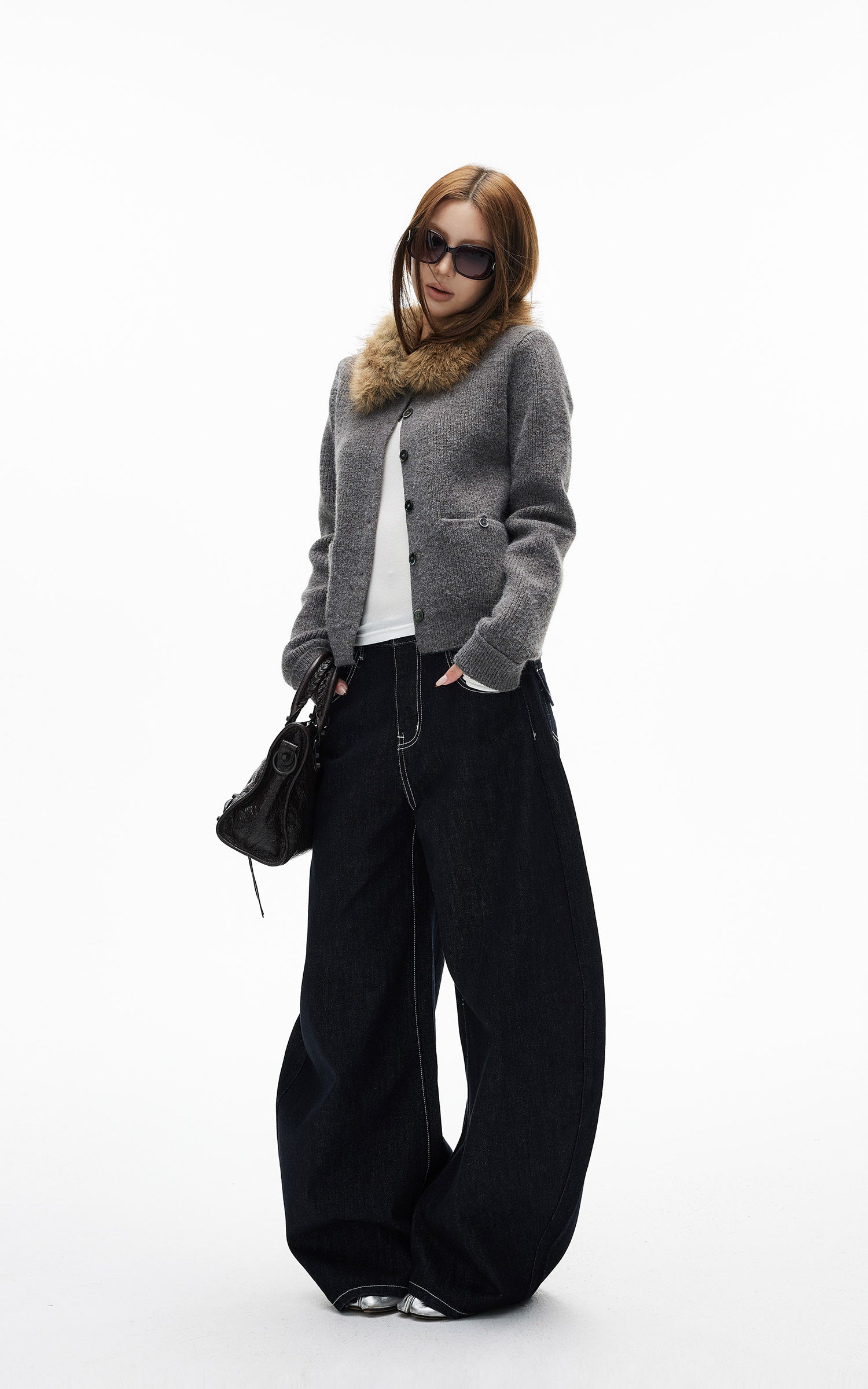 IAMXIAA Jean large en denim à surpiqûres contrastées avec doubles poches arrière