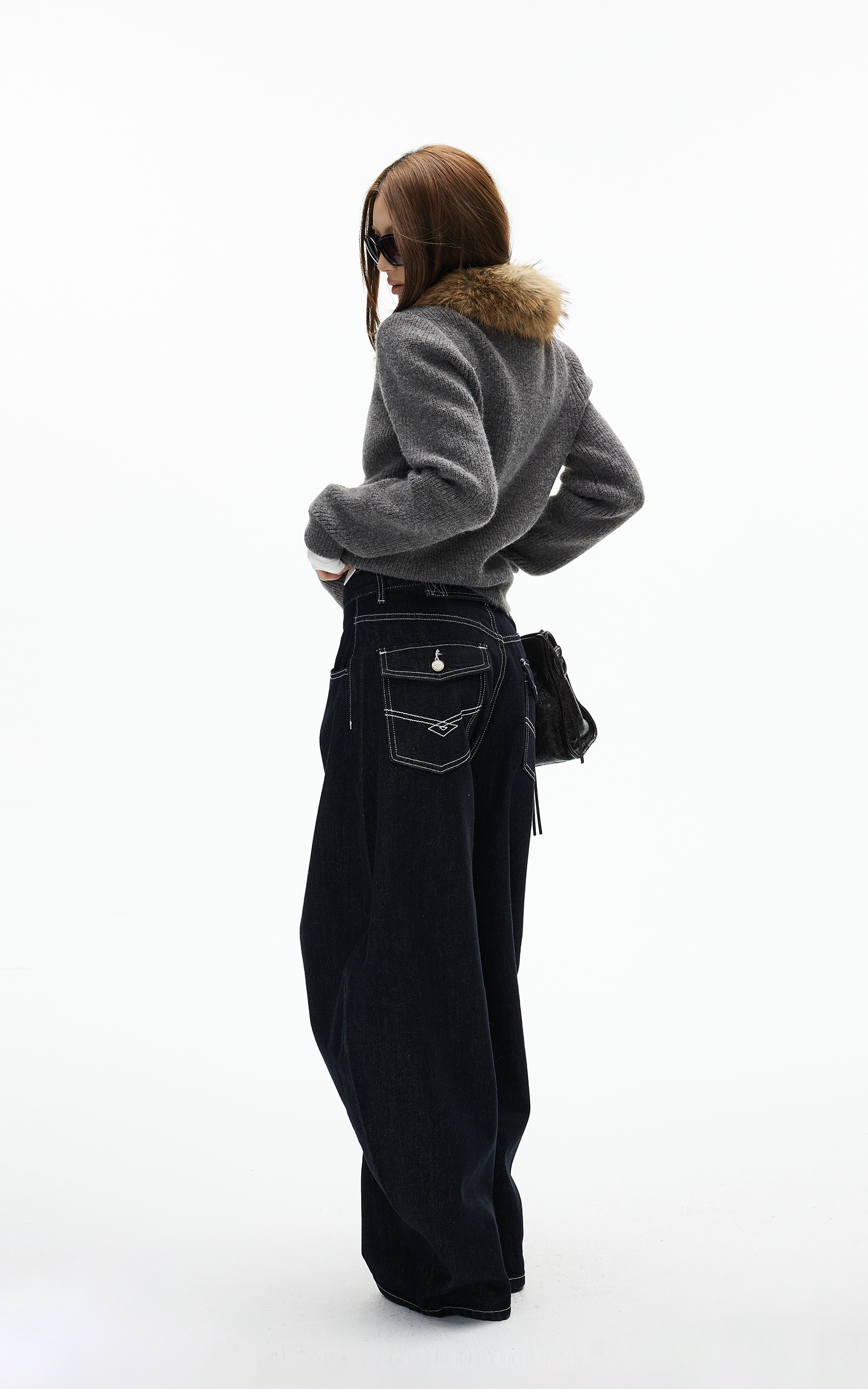 IAMXIAA 페이크 퍼 칼라 울 느낌 니트 가디건