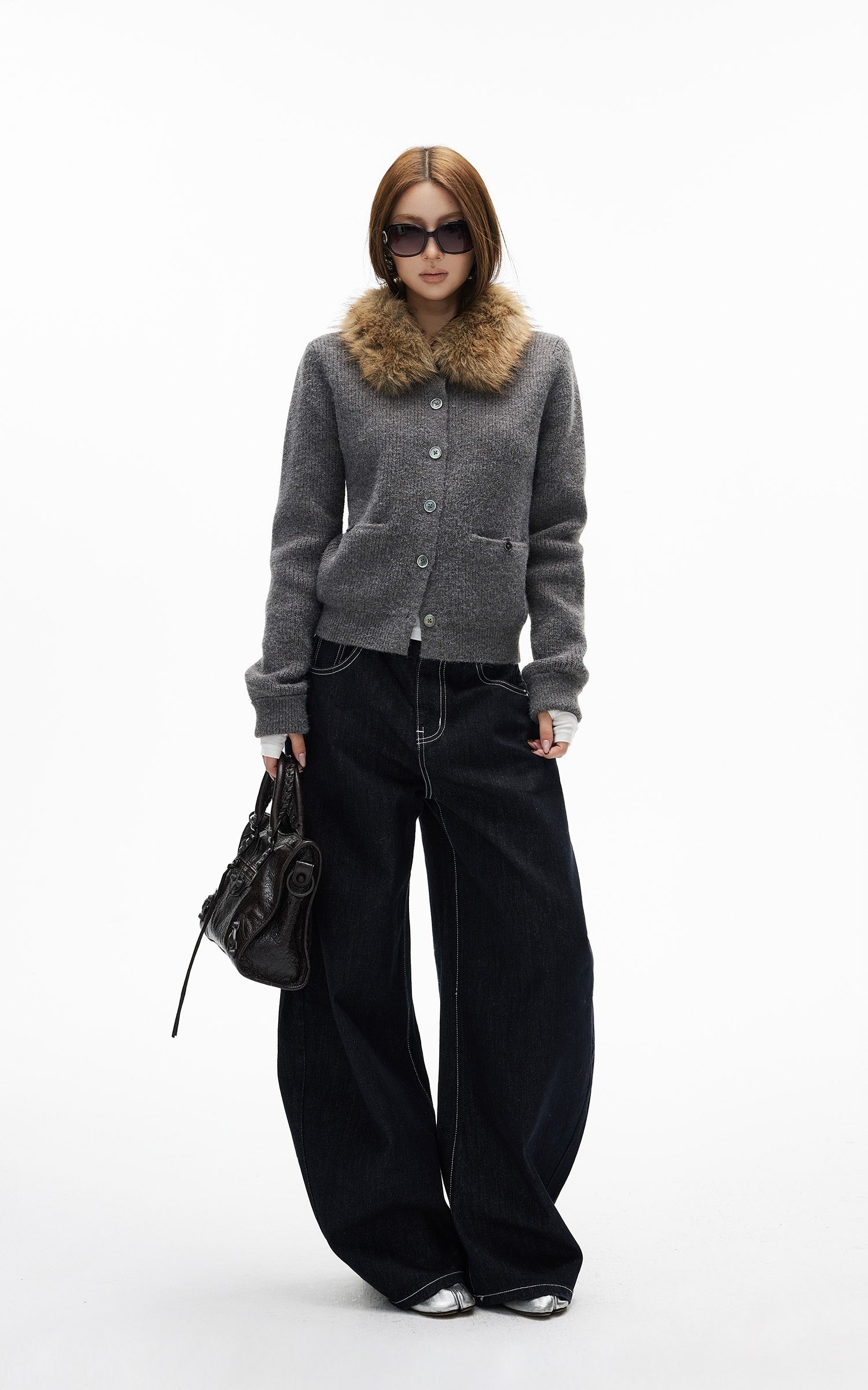 IAMXIAA Jean large en denim à surpiqûres contrastées avec doubles poches arrière