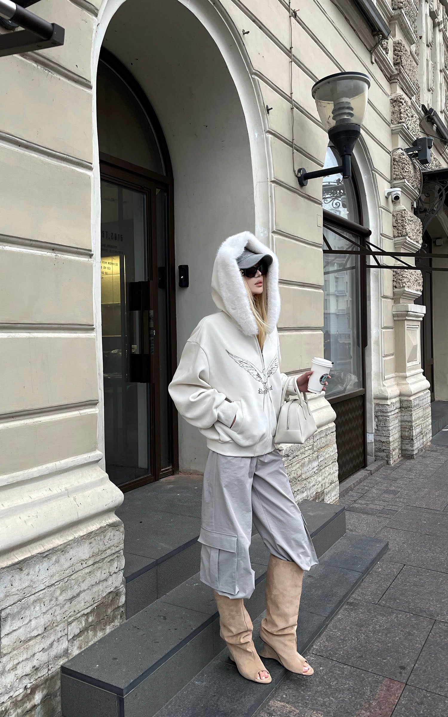 Rase le sol Sweat à capuche en polaire avec motif aile