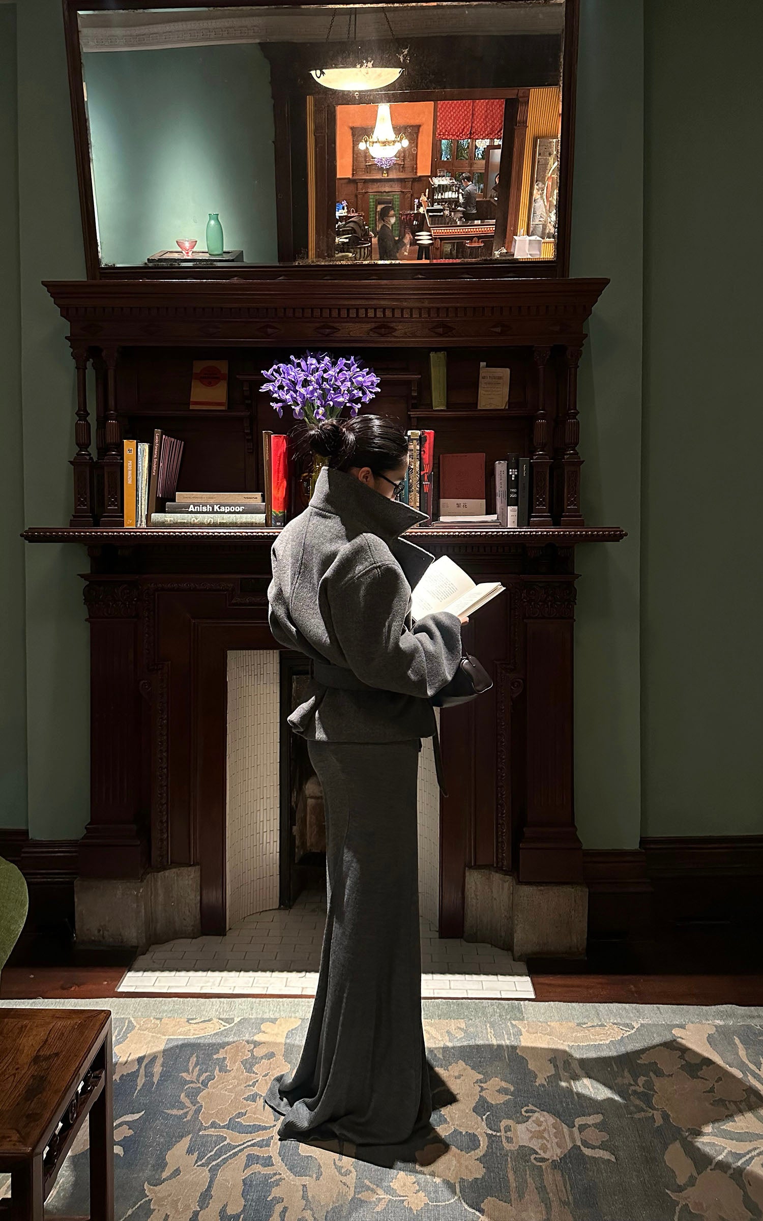 ROVENTE 구조적인 울 혼방 크롭 코트, 랩 벨트 포함 &amp; 포인트 하이 칼라