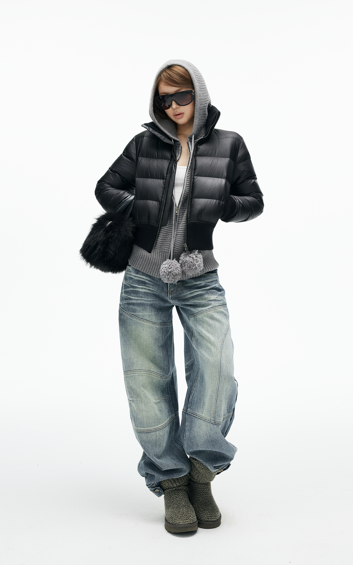 IAMXIAA 골지 하이넥과 커프드 밑단이 돋보이는 크롭 패딩 재킷