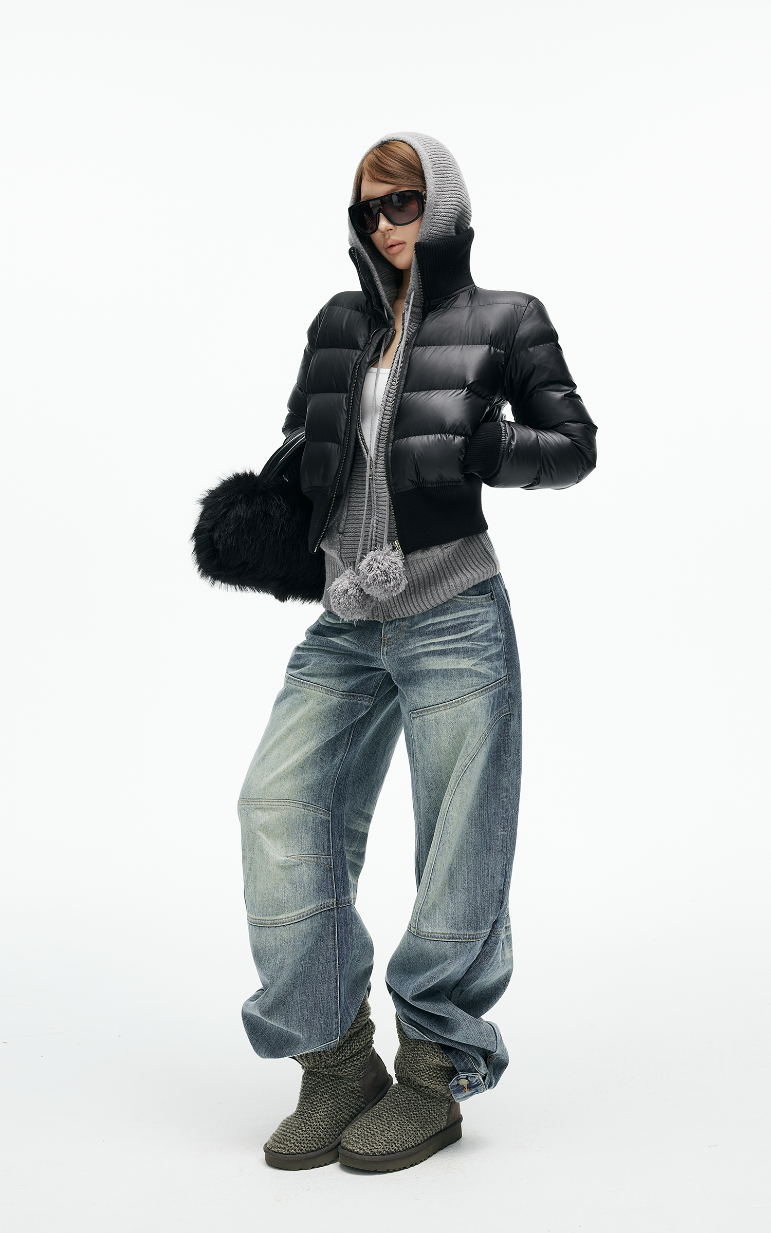 IAMXIAA 골지 하이넥과 커프드 밑단이 돋보이는 크롭 패딩 재킷