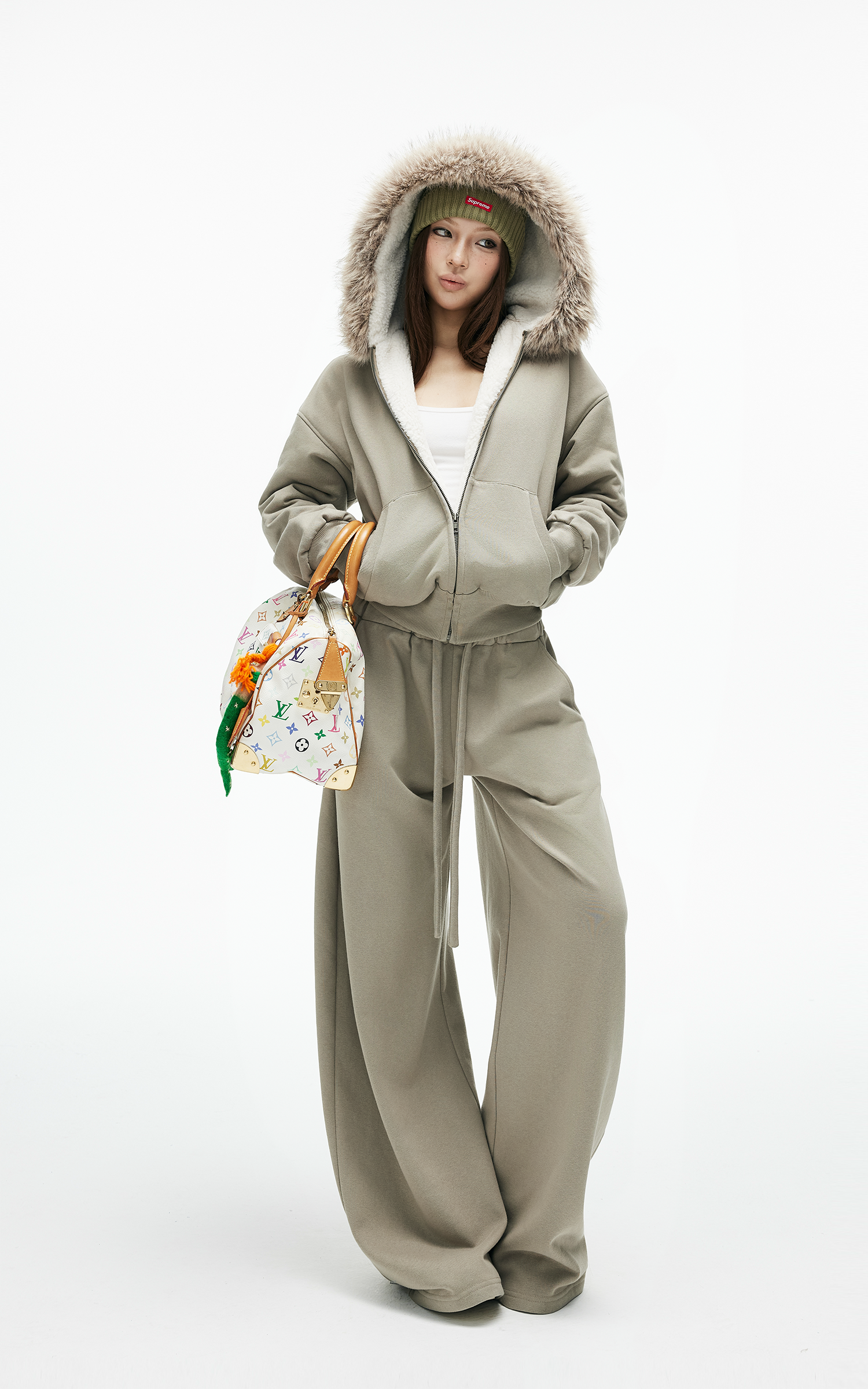 IAMXIAA 페이크 퍼 트림 후드 집업 재킷 &amp; 와이드 레그 스웨트팬츠 세트