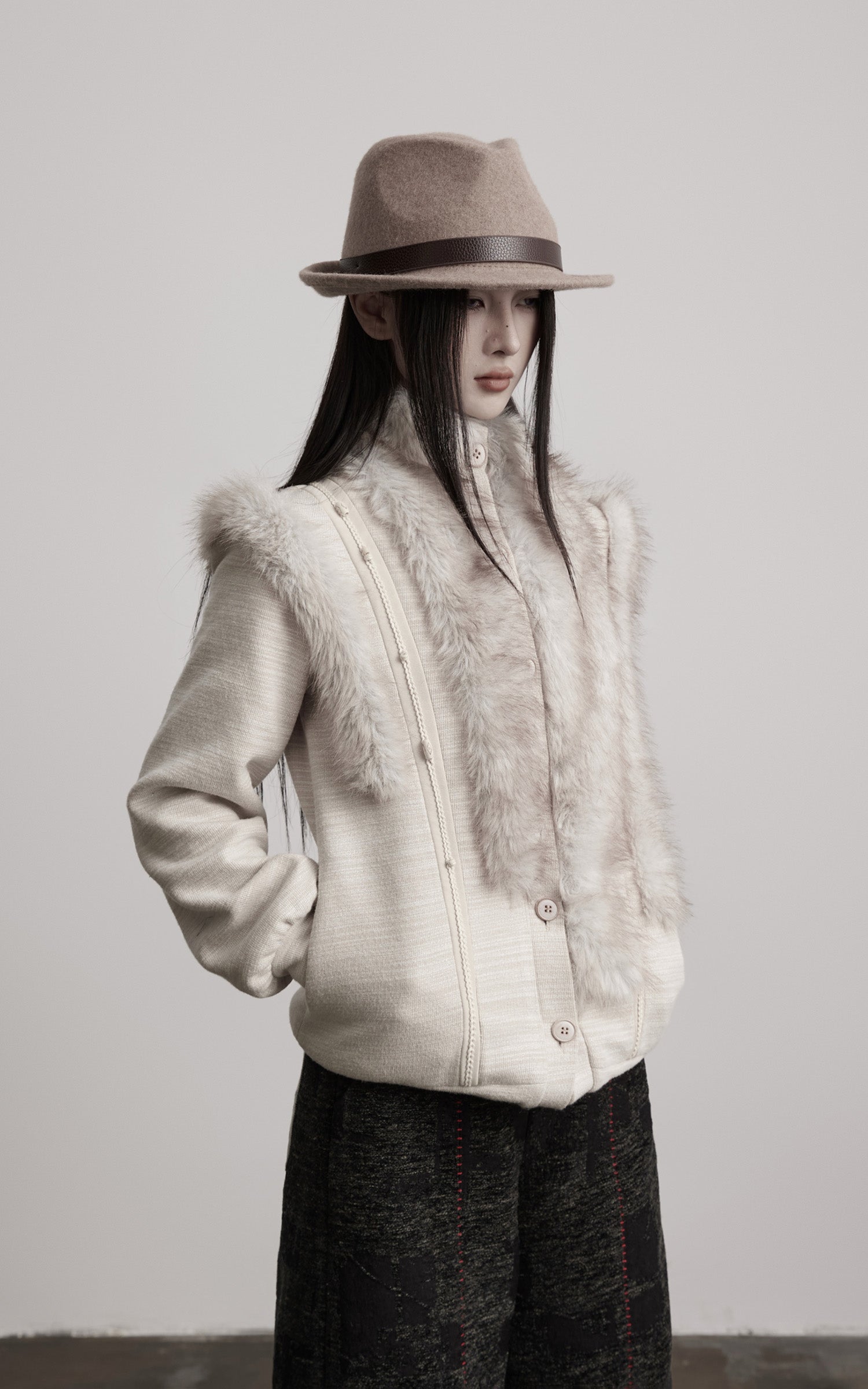 DOINDULGE Faux Fur-Panel Textured Jacket