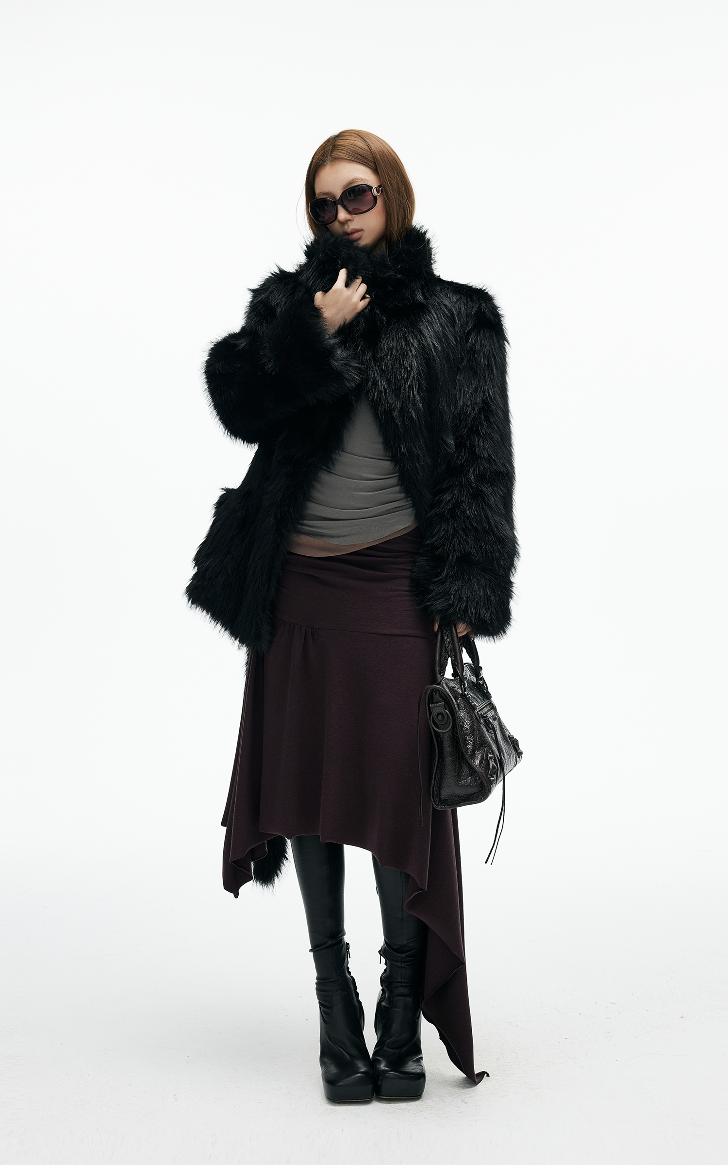 IAMXIAA 페이크 폭스 퍼 벨트 플러시 코트, 대담한 겨울 스타일