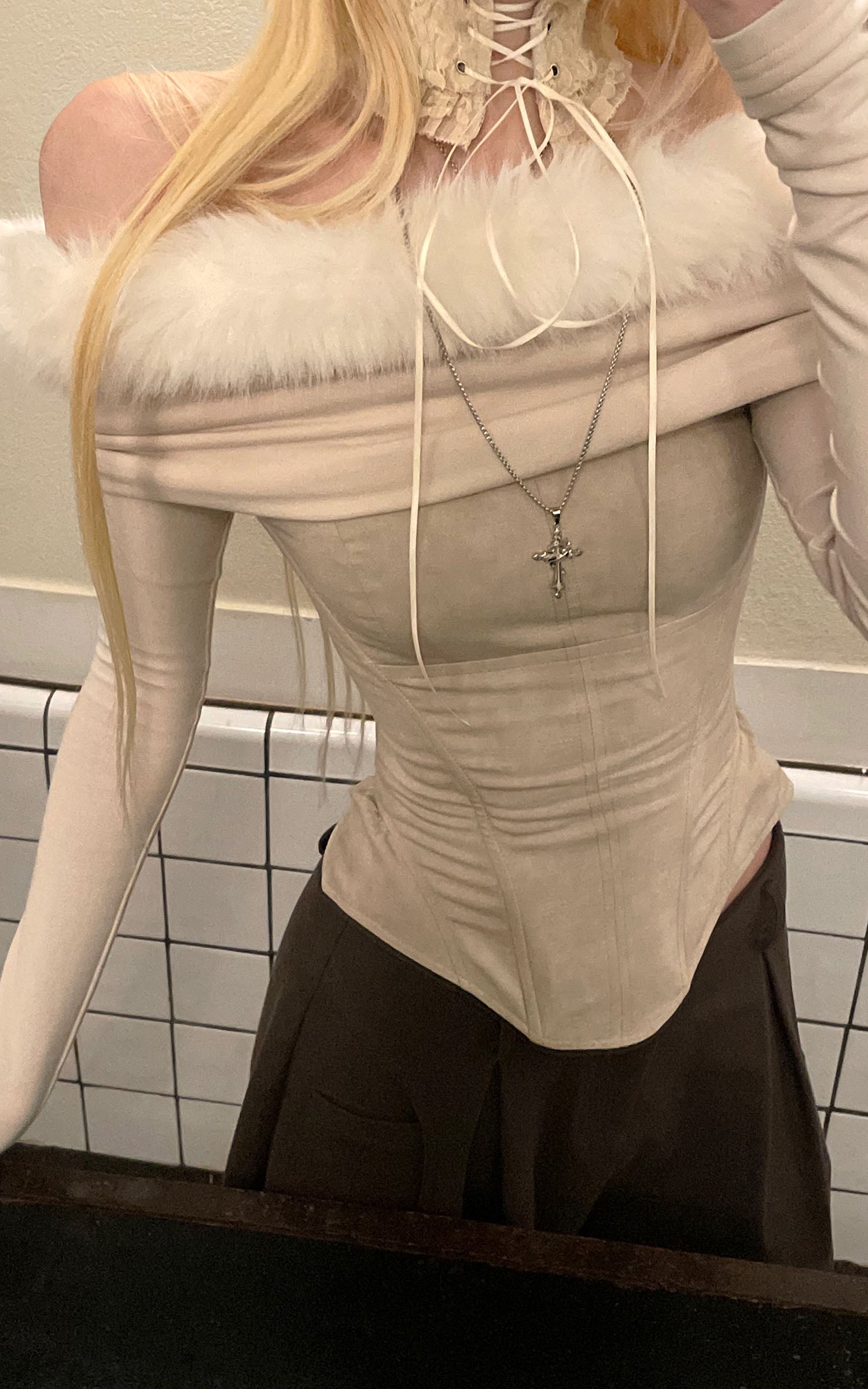 Rase le sol Off-Shoulder Sweater Top with Faux Fur Trim and Sculpted Waist