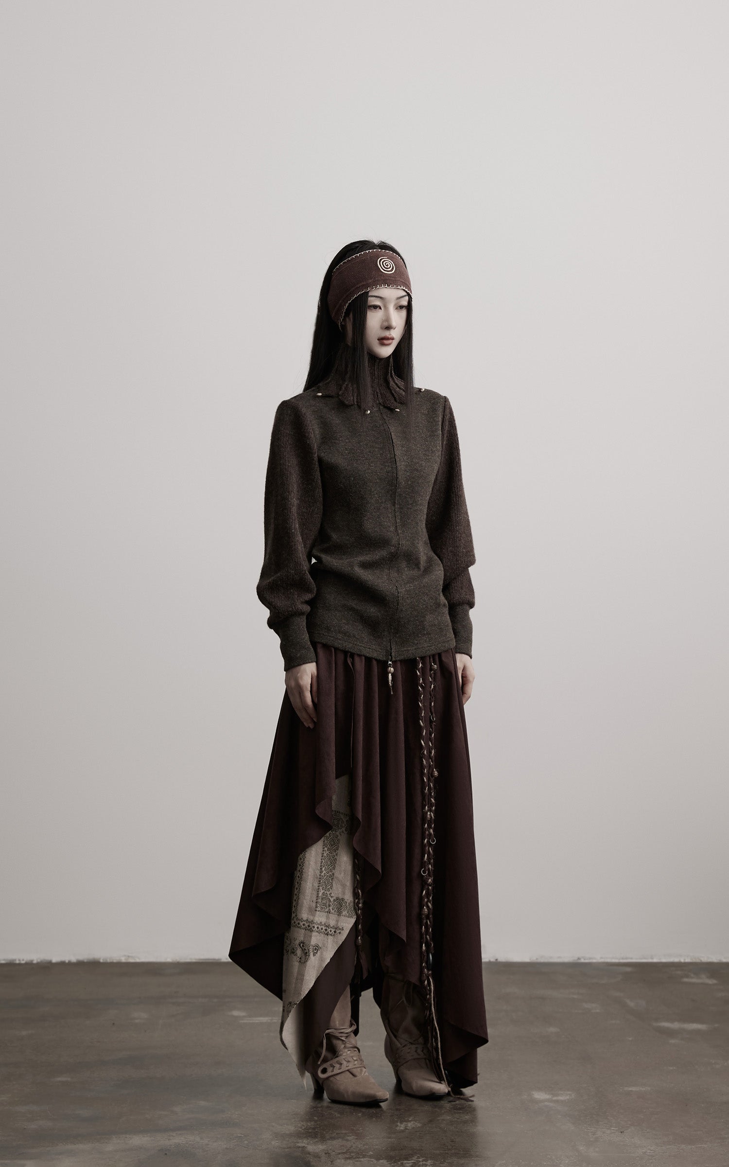 DOINDULGE Structured Wool Jacket with Raw-Edge Collar Detail
