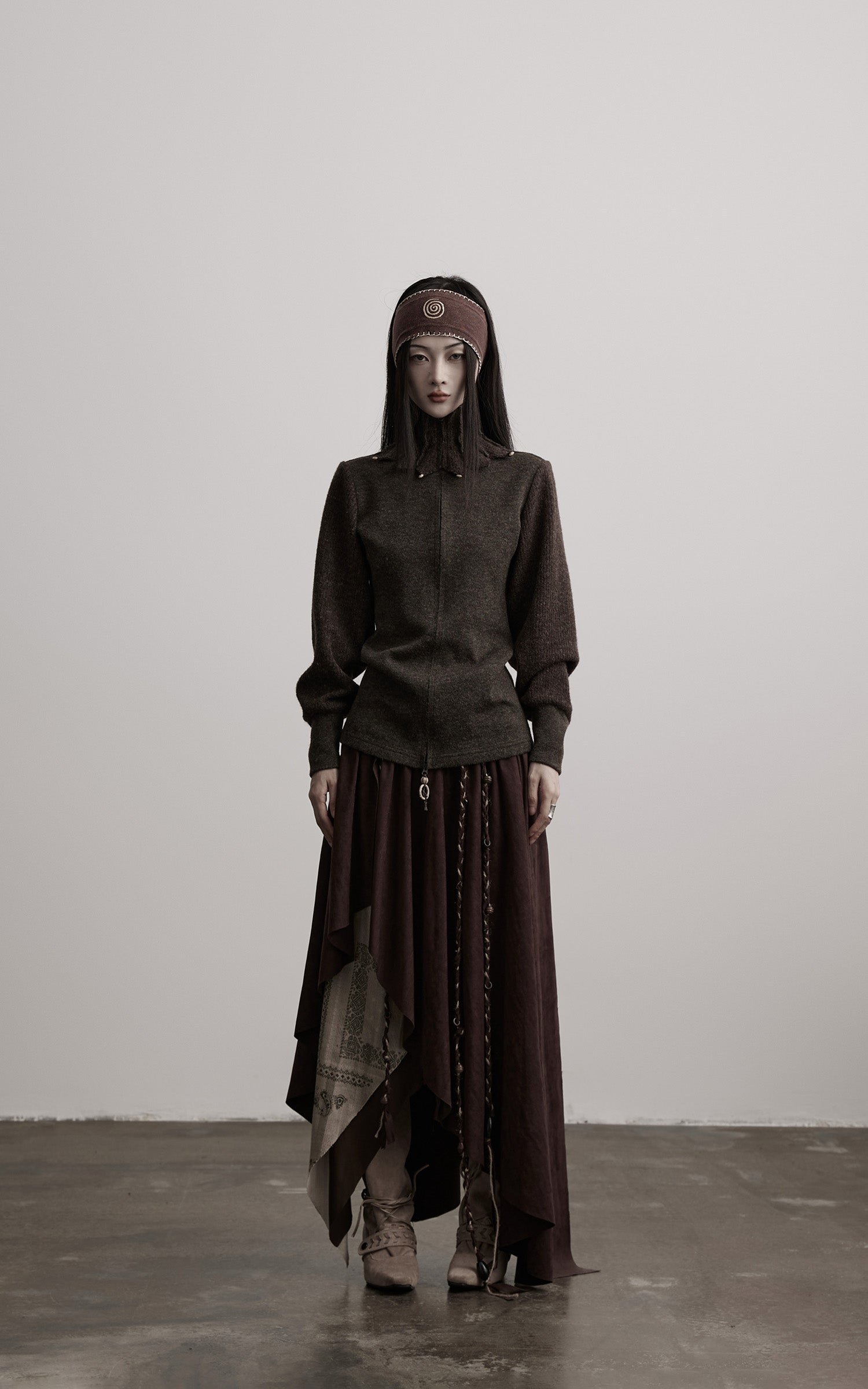 DOINDULGE Structured Wool Jacket with Raw-Edge Collar Detail