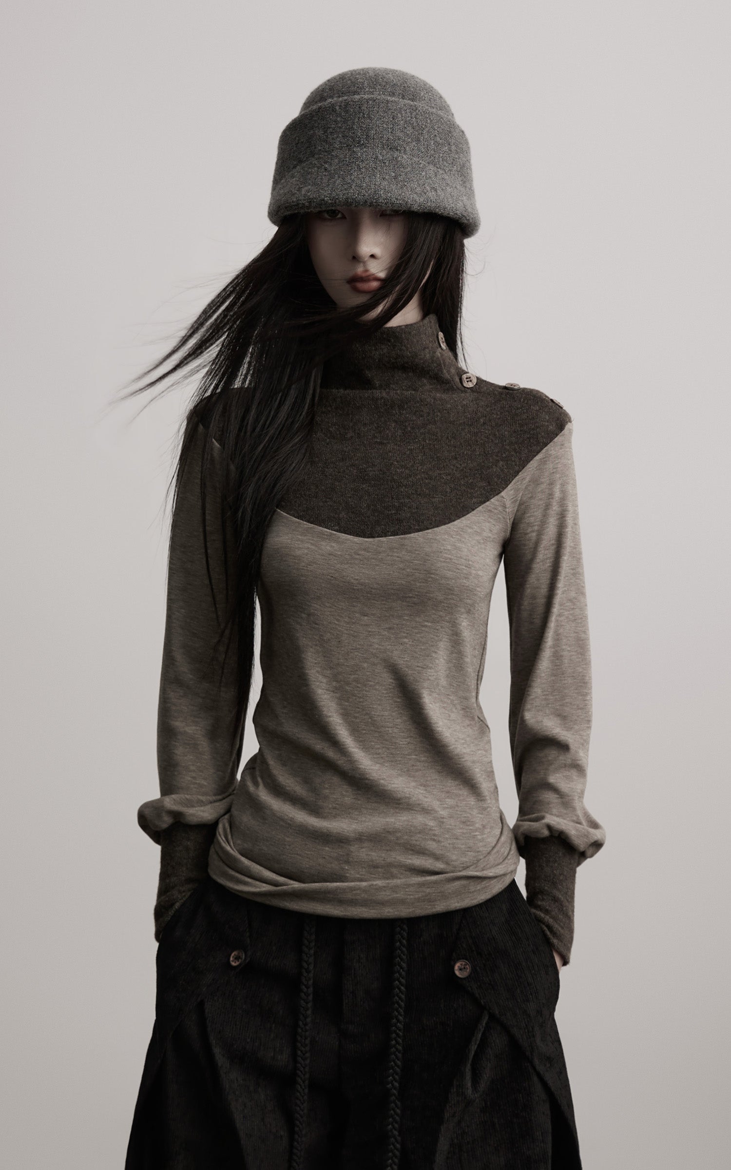 DOINDULGE Contrast-Panel Structured Long Sleeve Top