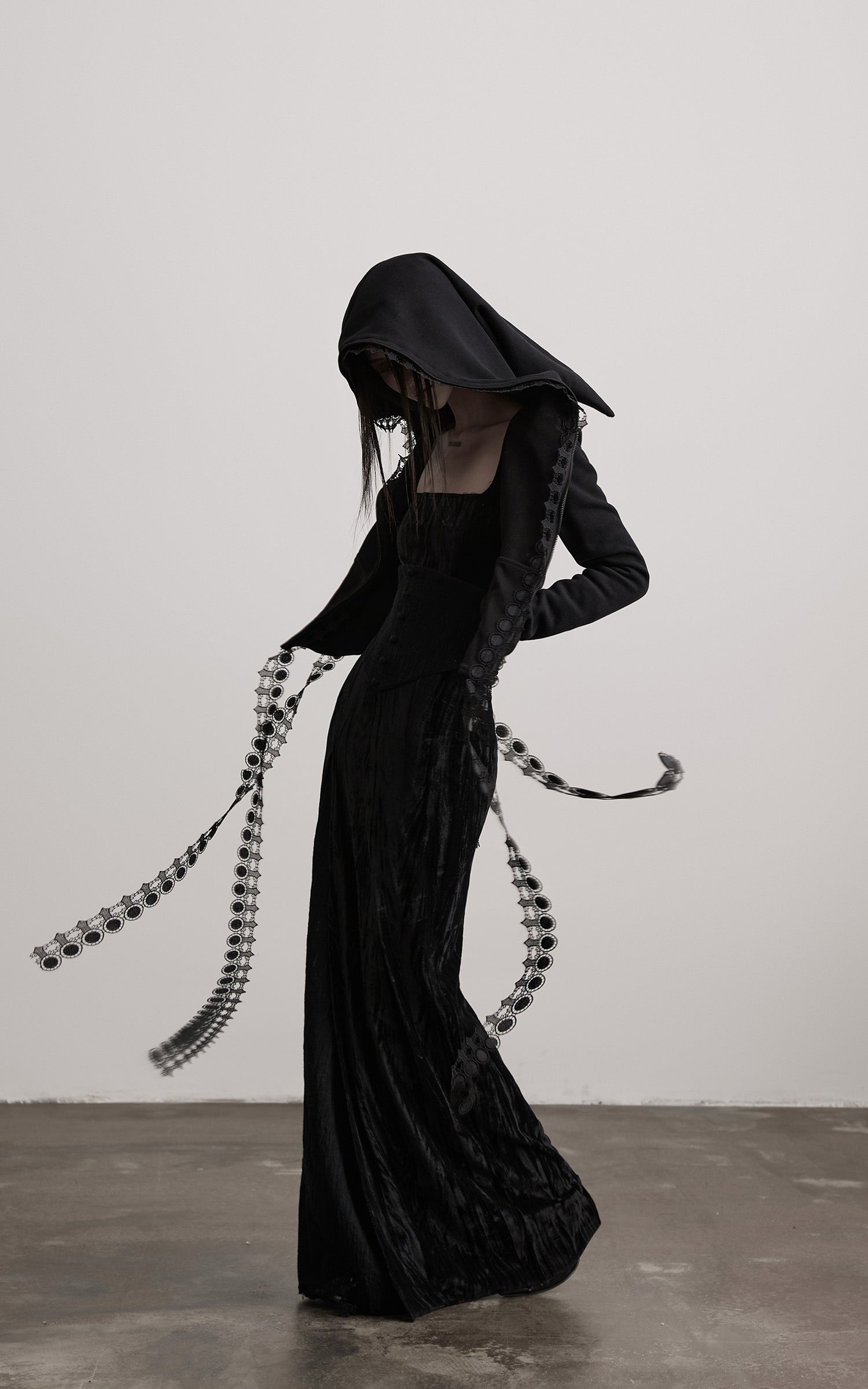 DOINDULGE Long-Hood Gothic Jacket with Lace Trim and Sculpted Corset Detail
