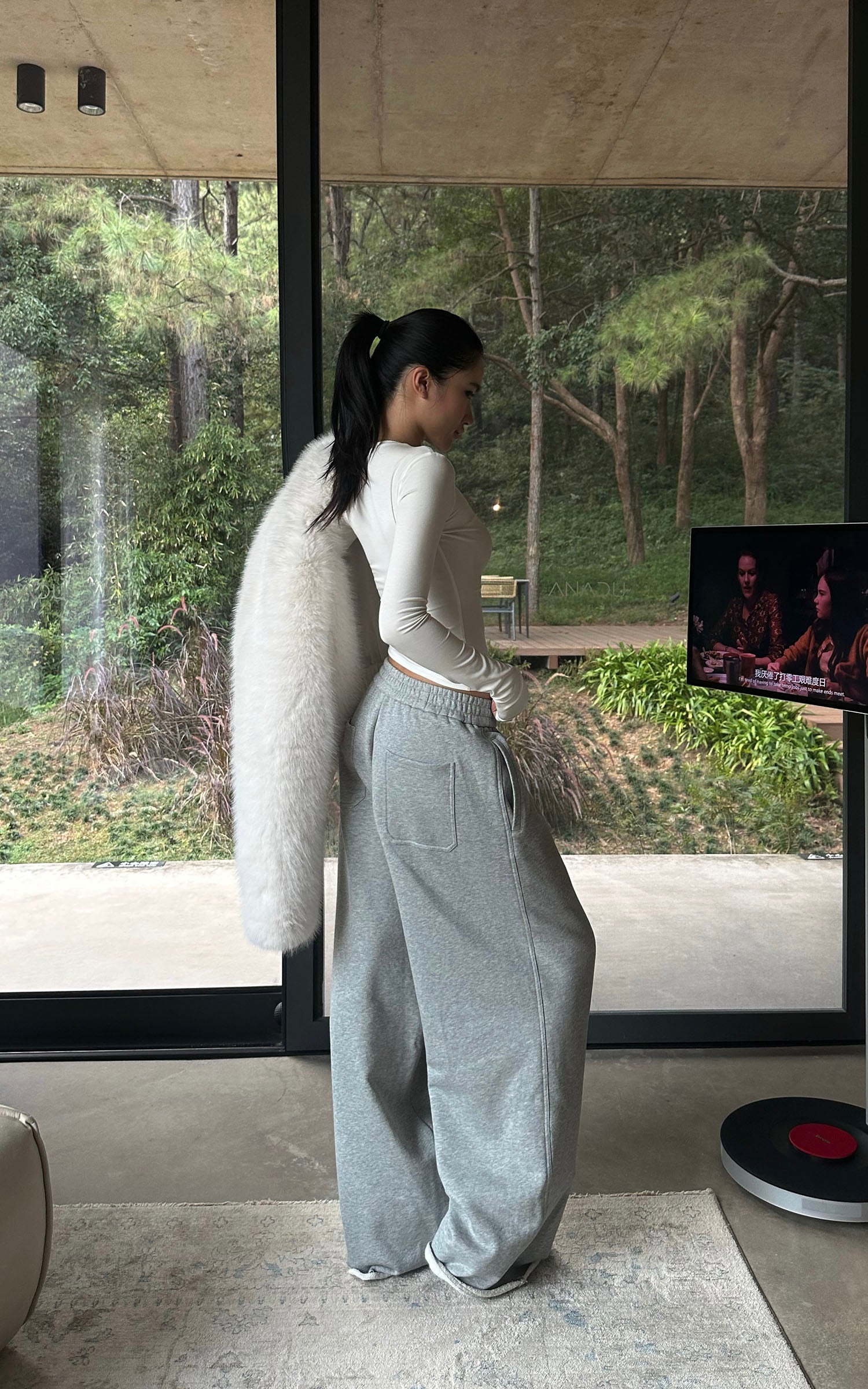 ROVENTE 이지 와이드 레그 스웨트팬츠