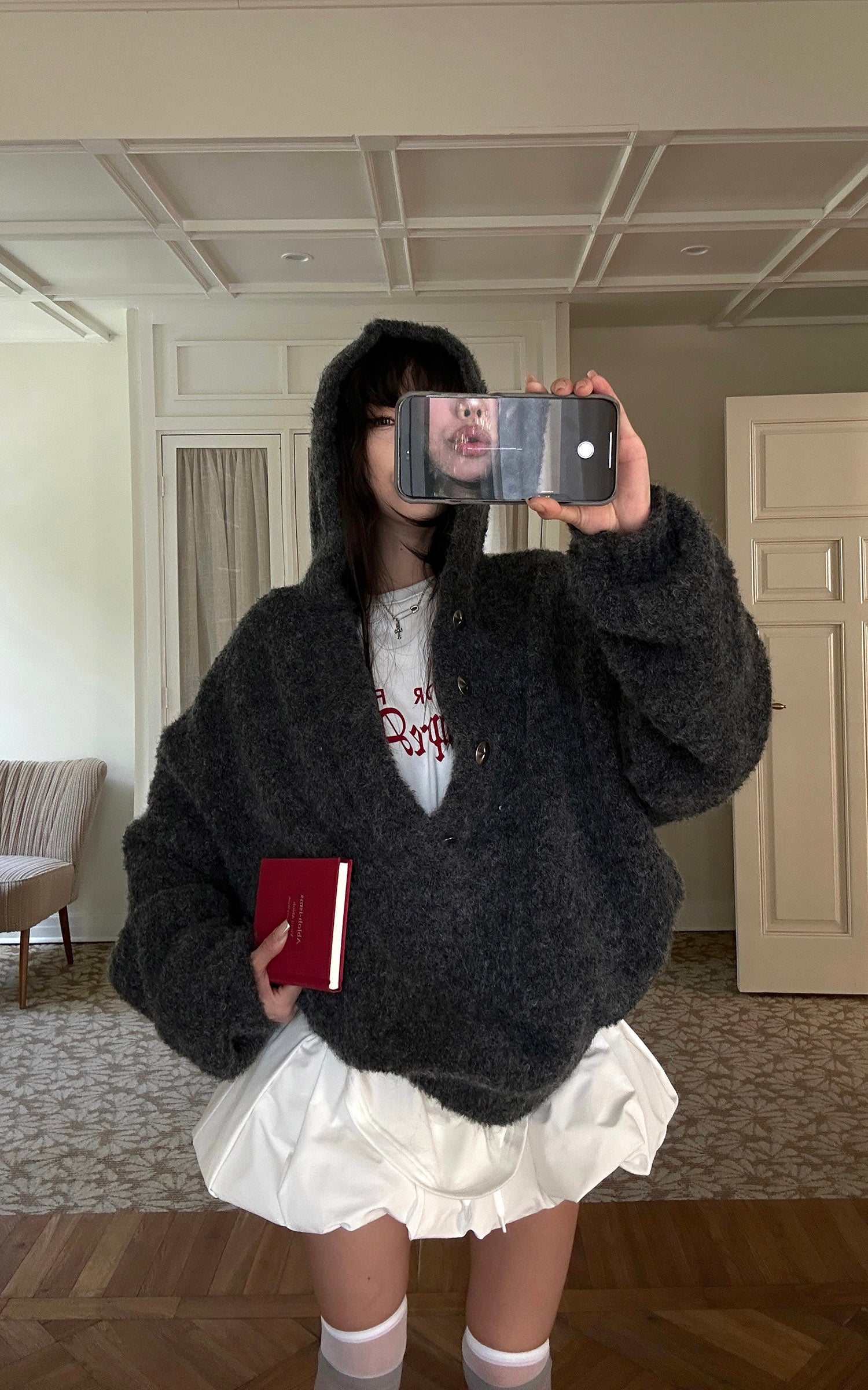 WARDEN EDGE 고딕 로고 롱슬리브 티