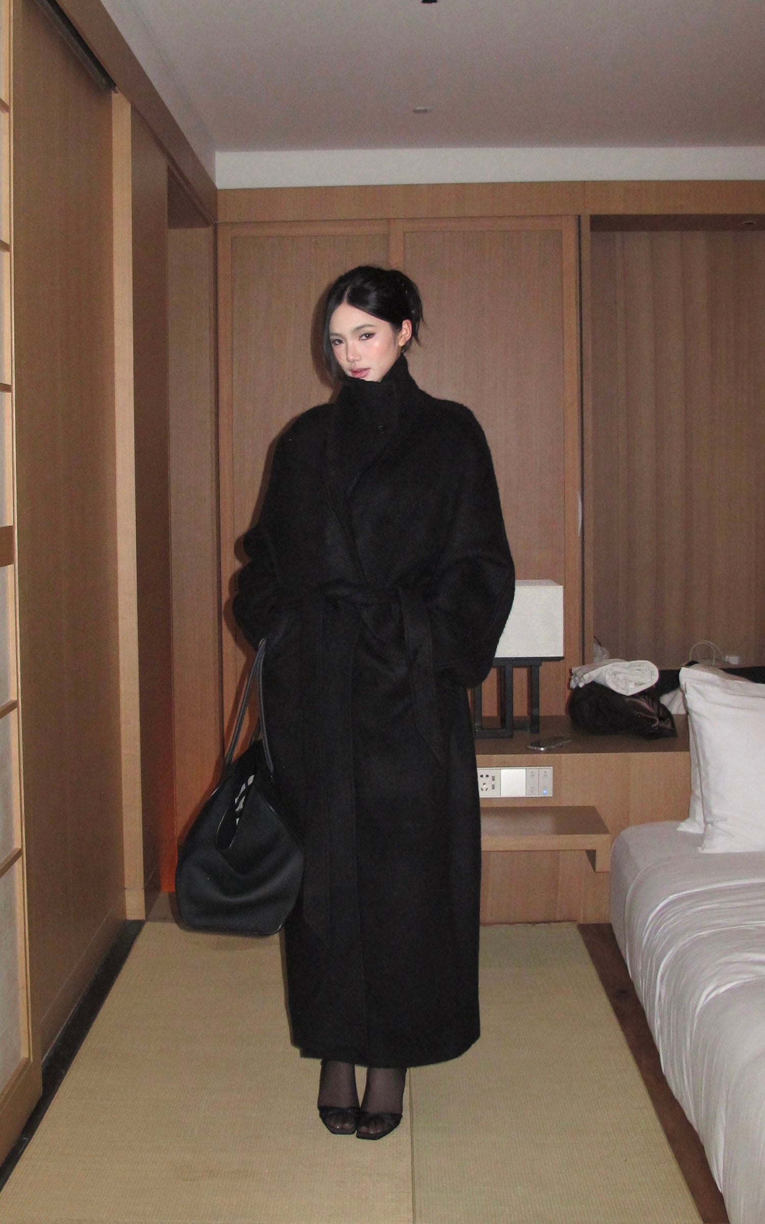 ROVENTE テクスチャードウールコート オーバーサイズラペル付き &amp; タイベルト