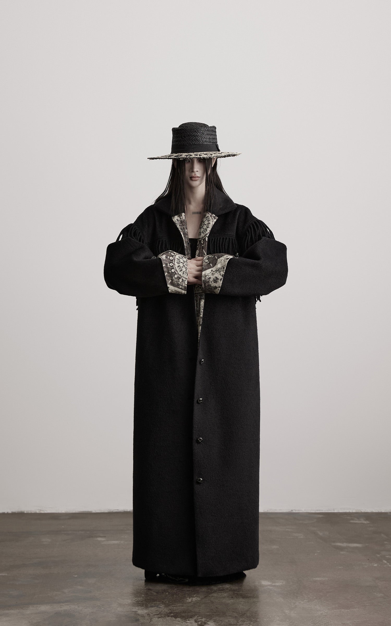 DOINDULGE Fringe-Detail Long Coat with Contrasting Patterned Lining