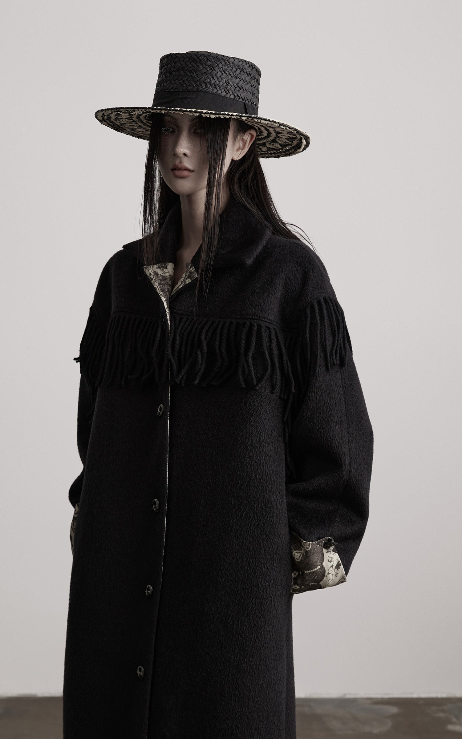 DOINDULGE Fringe-Detail Long Coat with Contrasting Patterned Lining