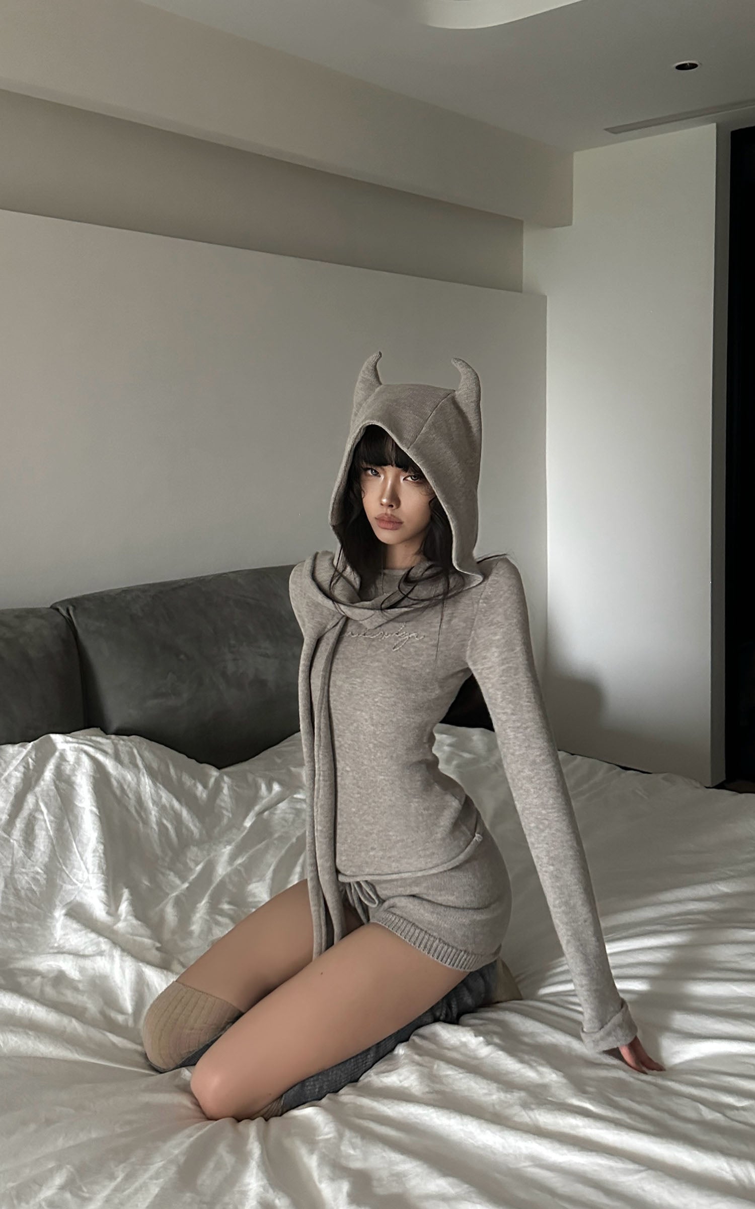 WARDEN EDGE Knit Devil-Horn Top and Shorts Set