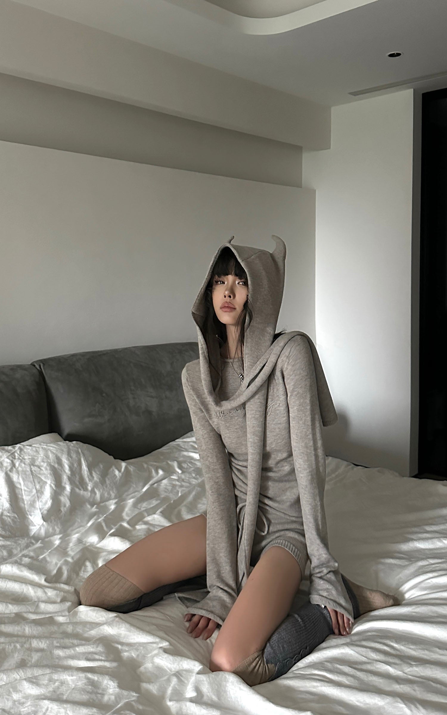 WARDEN EDGE Knit Devil-Horn Top and Shorts Set