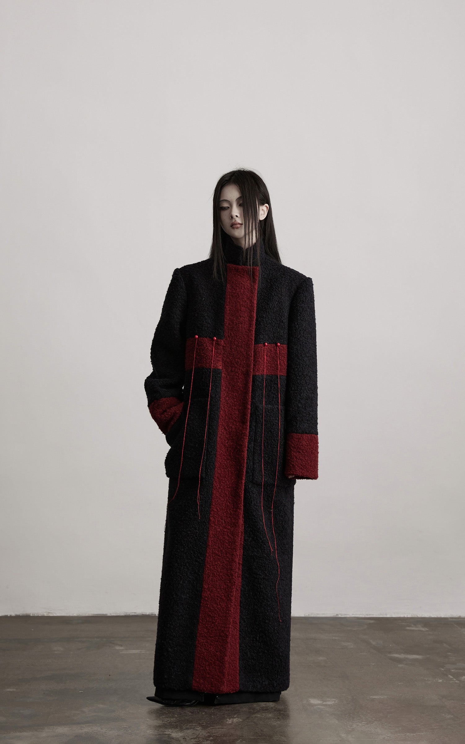 DOINDULGE Wool-Blend Contrast Panel Long Coat