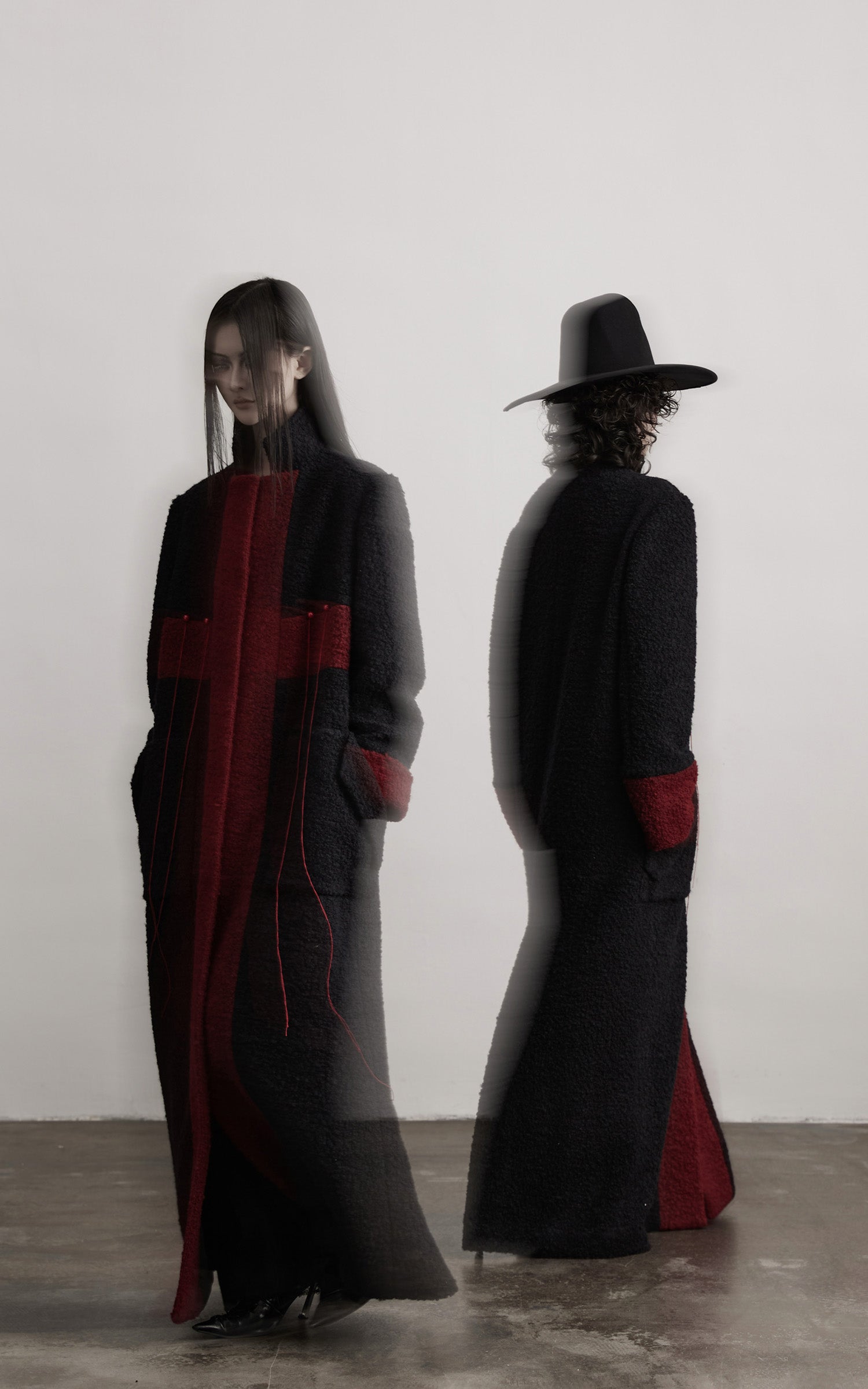 DOINDULGE Wool-Blend Contrast Panel Long Coat