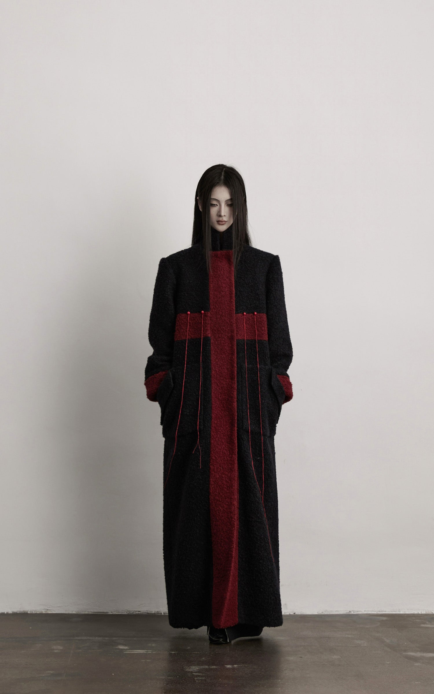 DOINDULGE Wool-Blend Contrast Panel Long Coat