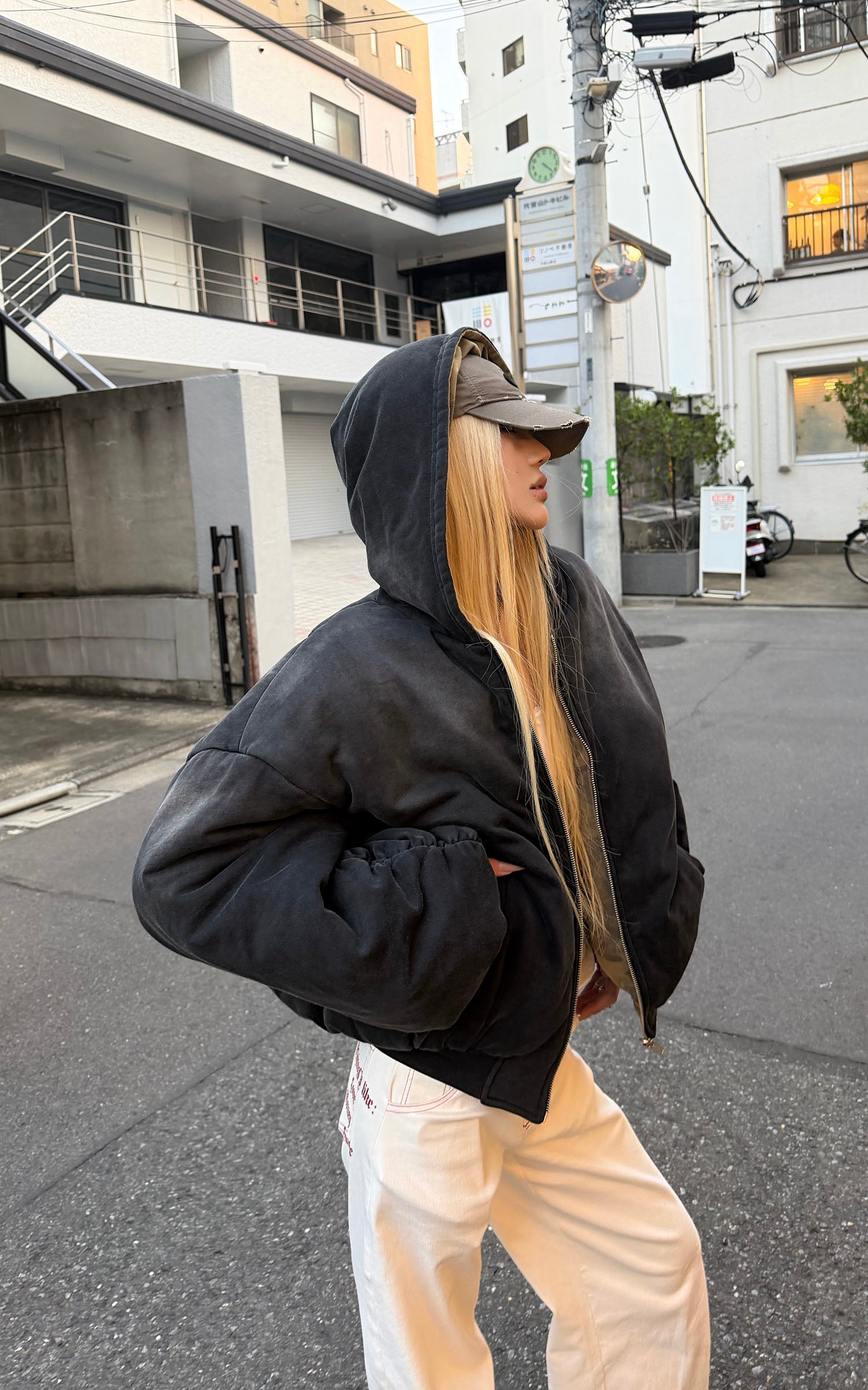 Rase le sol Reversible Hooded Puffer Jacket with Camo and Solid Color Sides