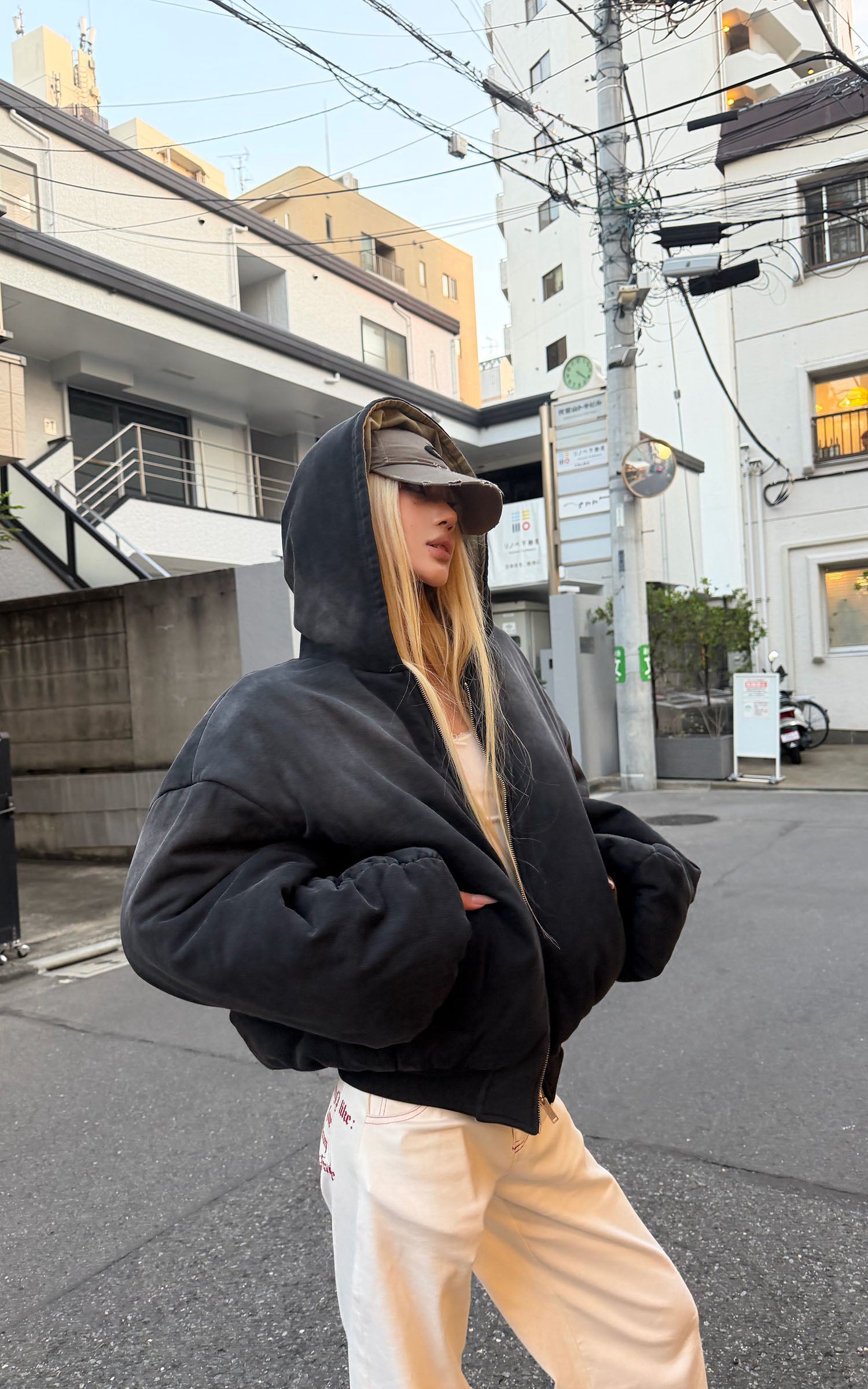 Rase le sol Reversible Hooded Puffer Jacket with Camo and Solid Color Sides