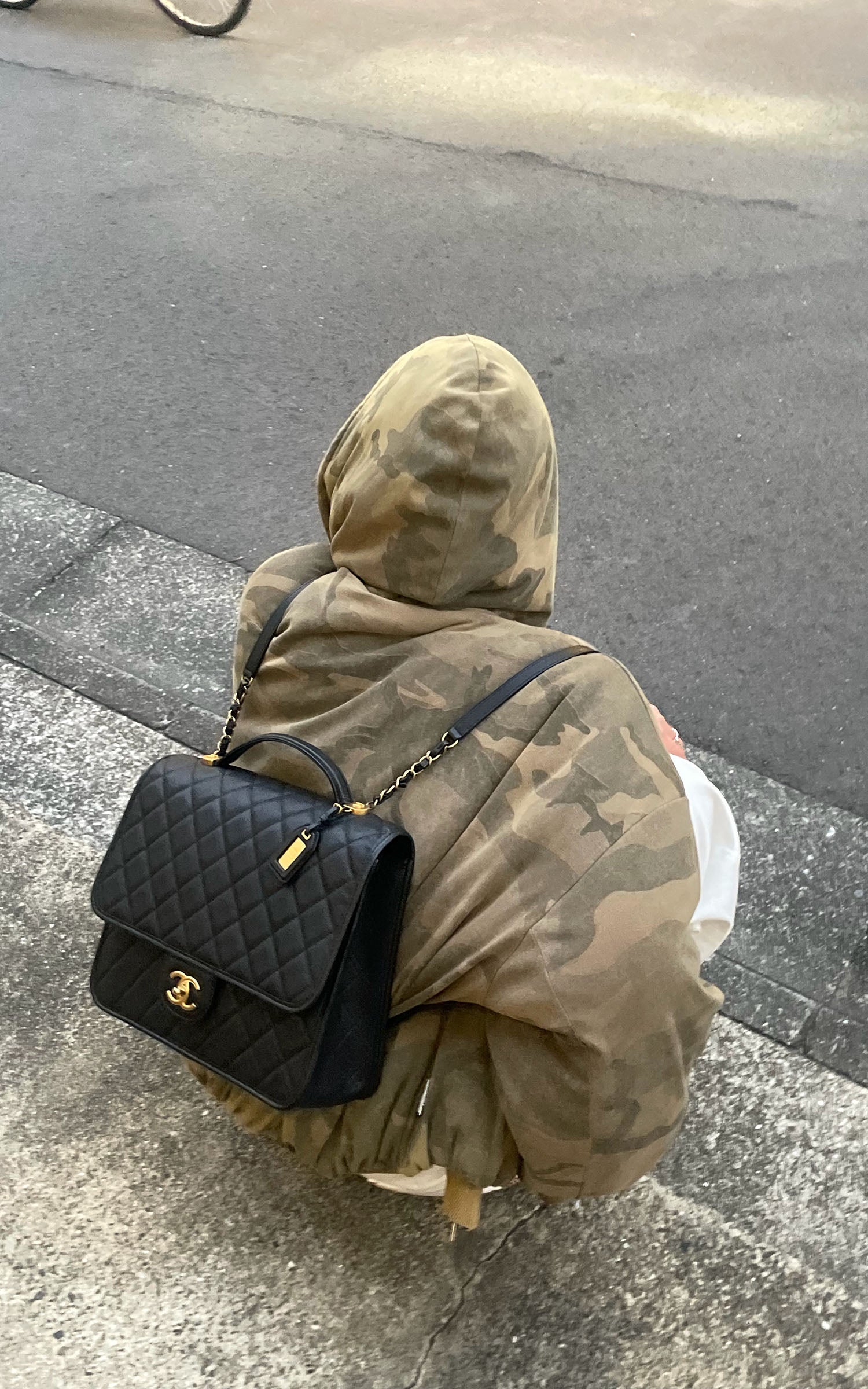 Rase le sol Reversible Hooded Puffer Jacket with Camo and Solid Color Sides