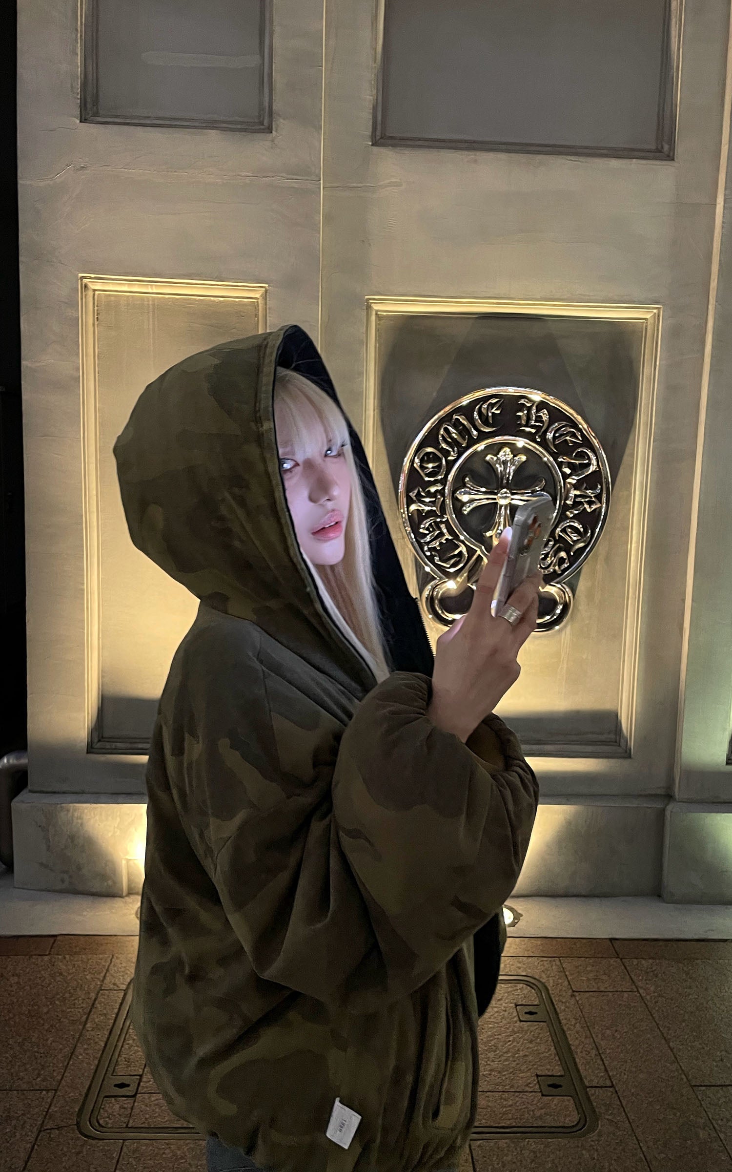 Rase le sol Reversible Hooded Puffer Jacket with Camo and Solid Color Sides