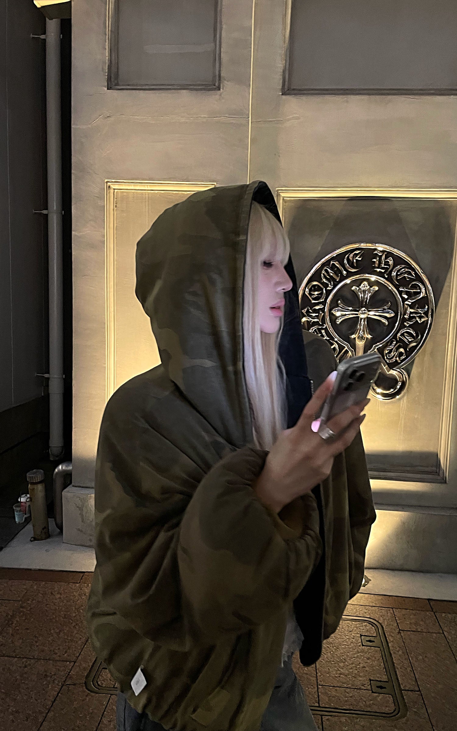 Rase le sol Reversible Hooded Puffer Jacket with Camo and Solid Color Sides