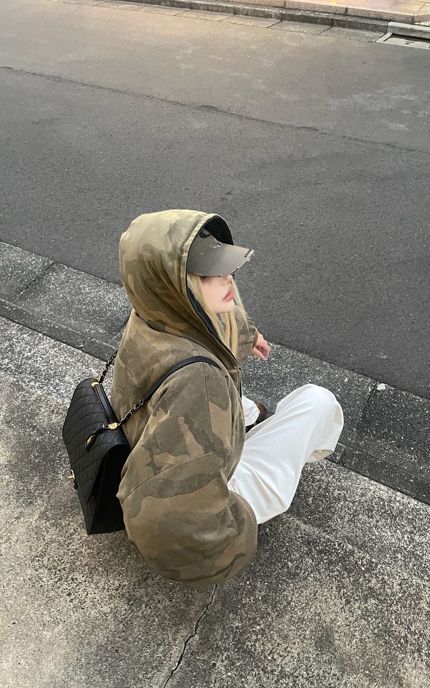 Rase le sol Reversible Hooded Puffer Jacket with Camo and Solid Color Sides