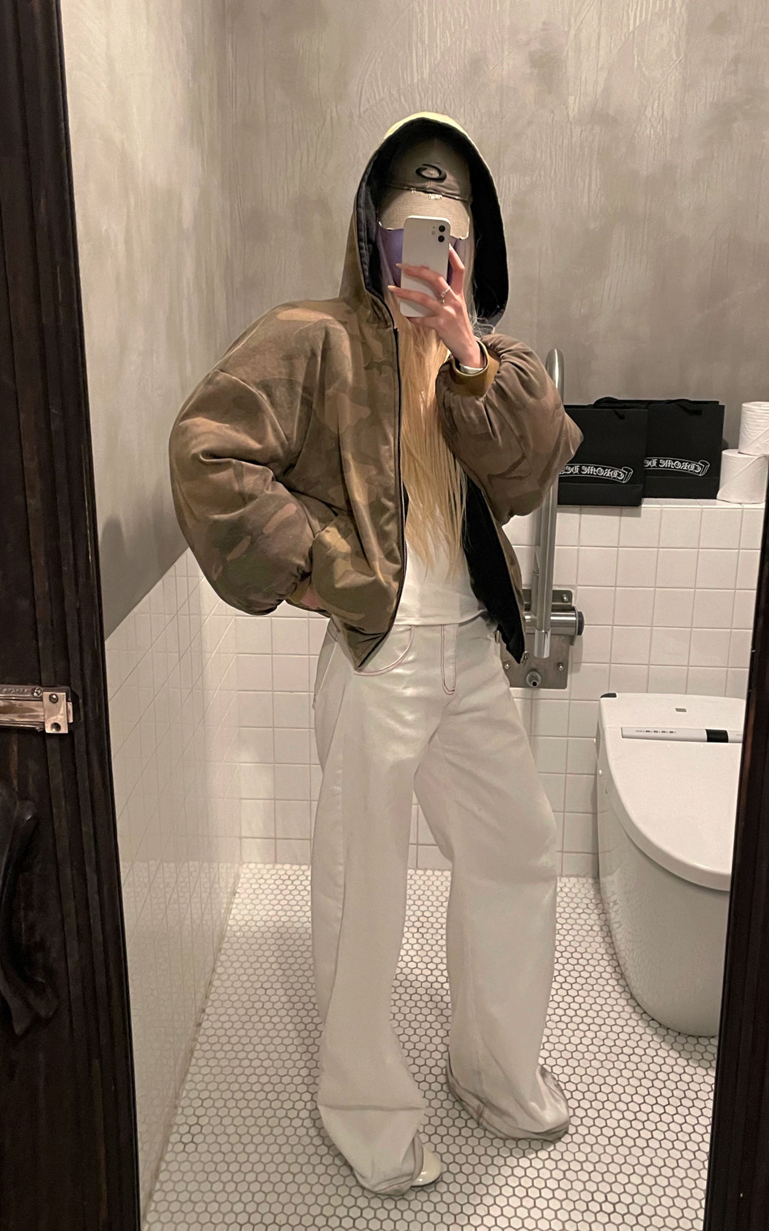 Rase le sol Reversible Hooded Puffer Jacket with Camo and Solid Color Sides