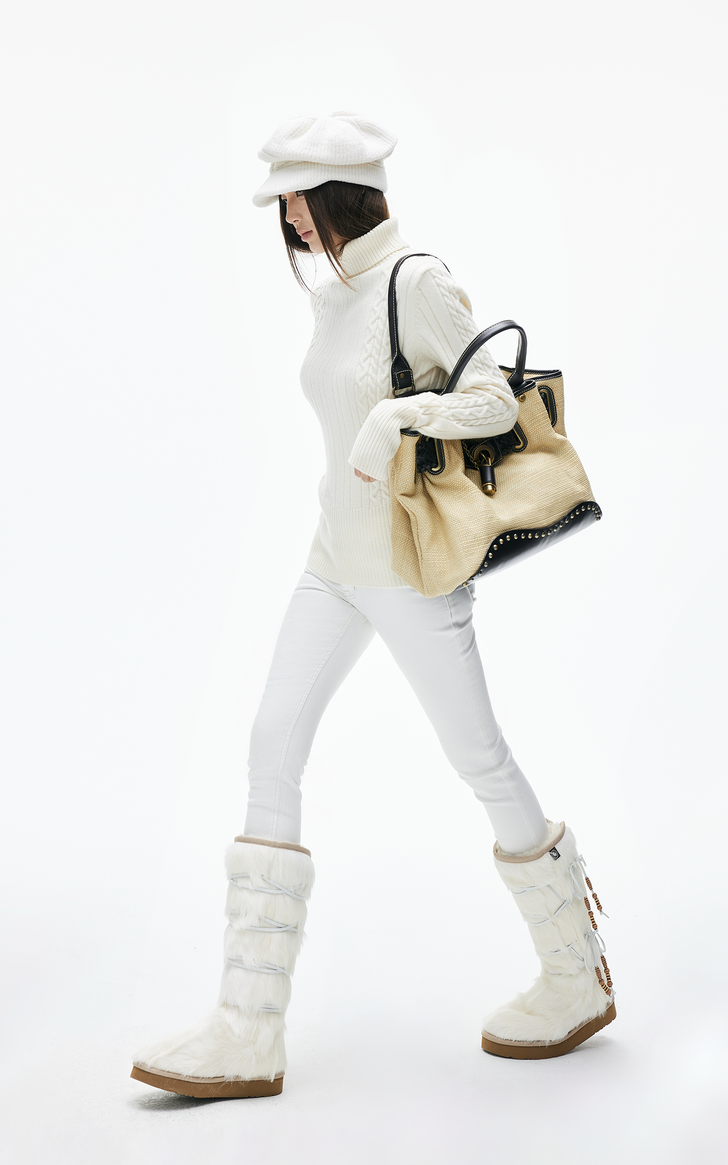 IAMXIAA 스키니 로우라이즈 화이트 데님 진