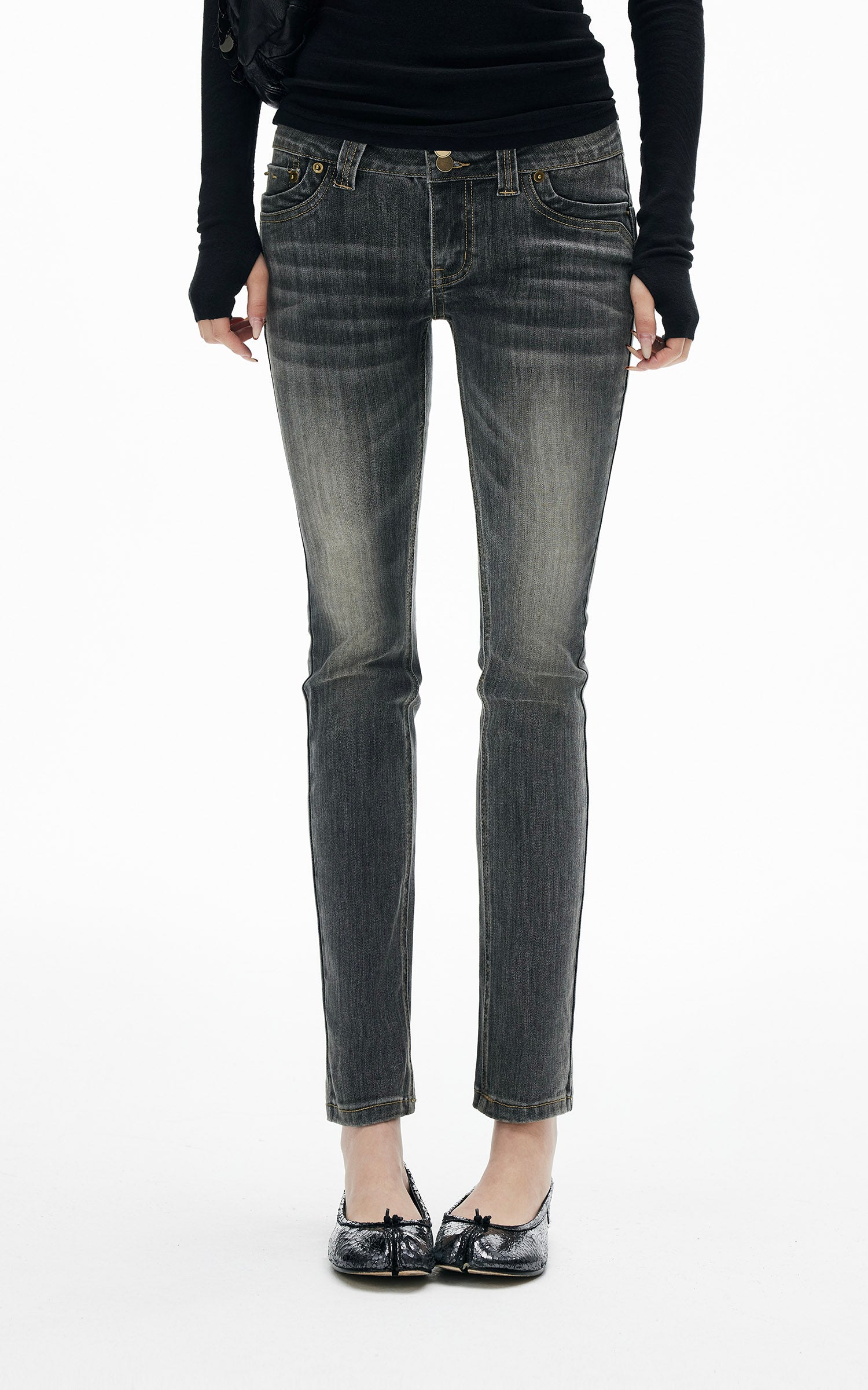 IAMXIAA 페이디드 스키니 로우라이즈 그레이 진