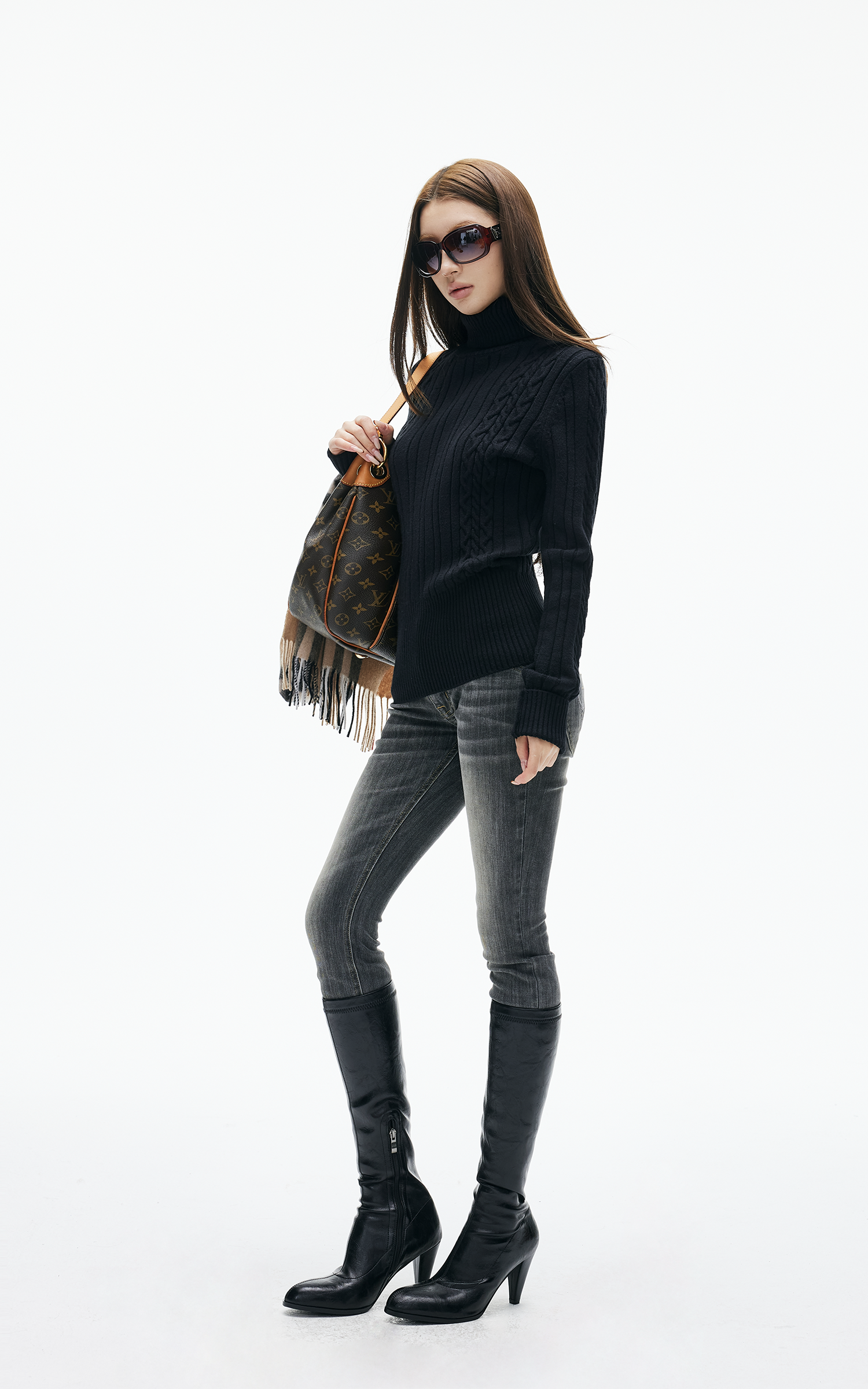 IAMXIAA 페이디드 스키니 로우라이즈 그레이 진