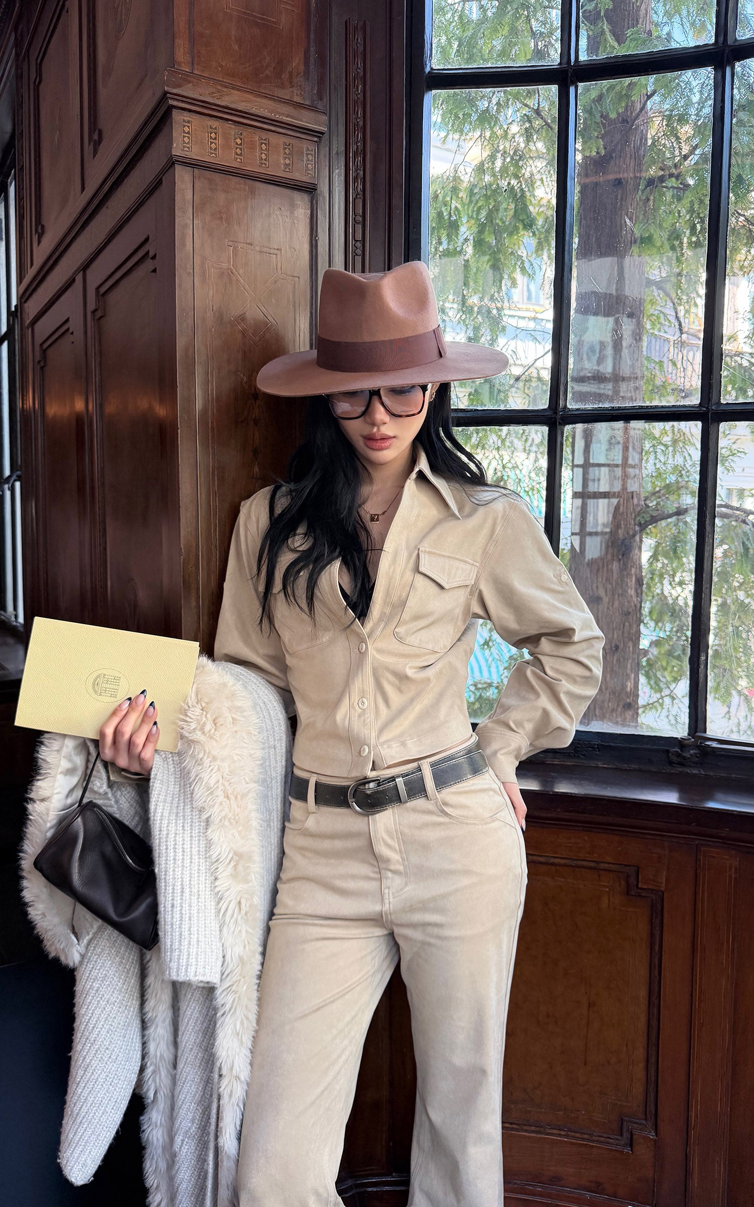 ROVENTE Cropped Utility Shirt