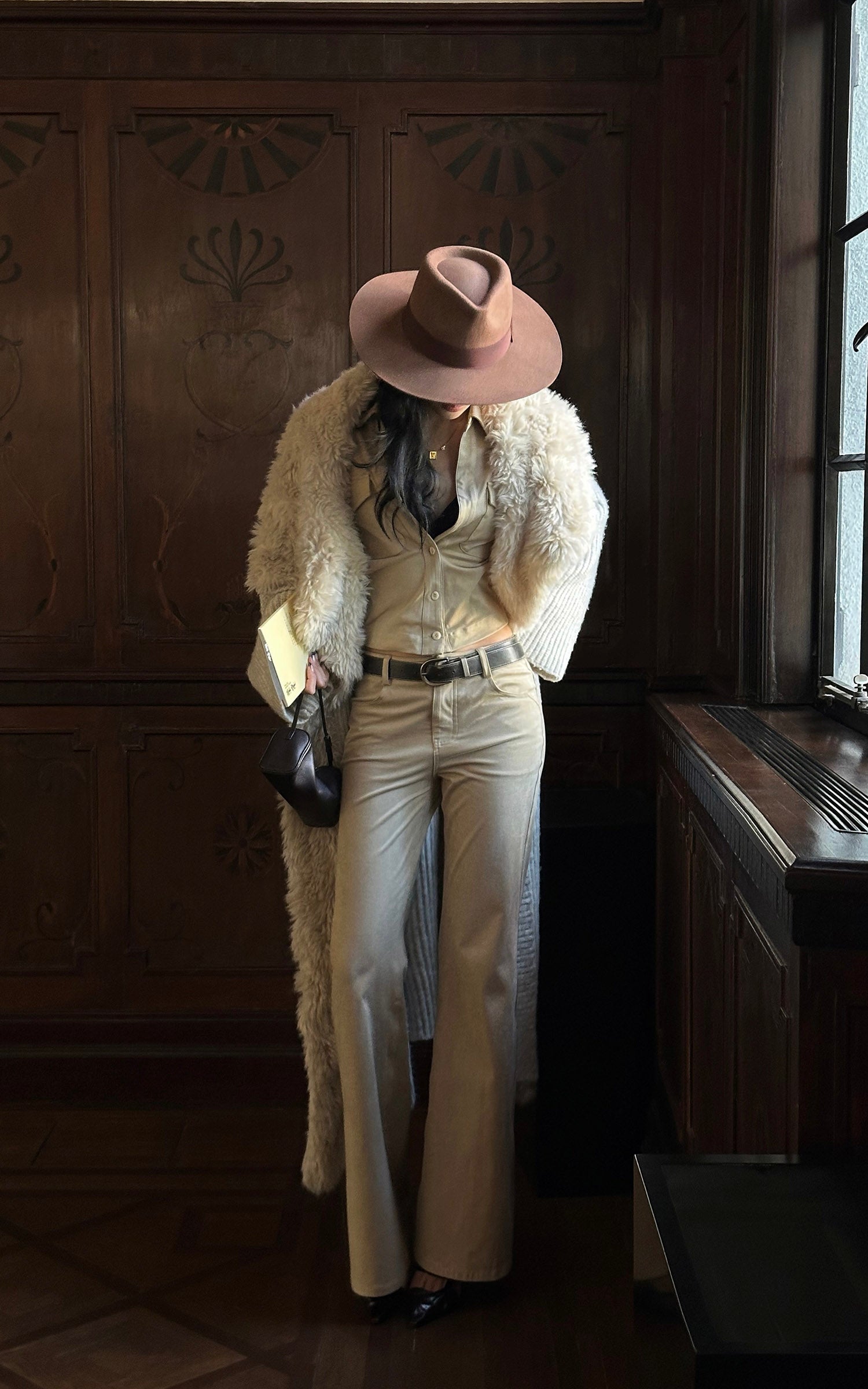 ROVENTE Cropped Utility Shirt