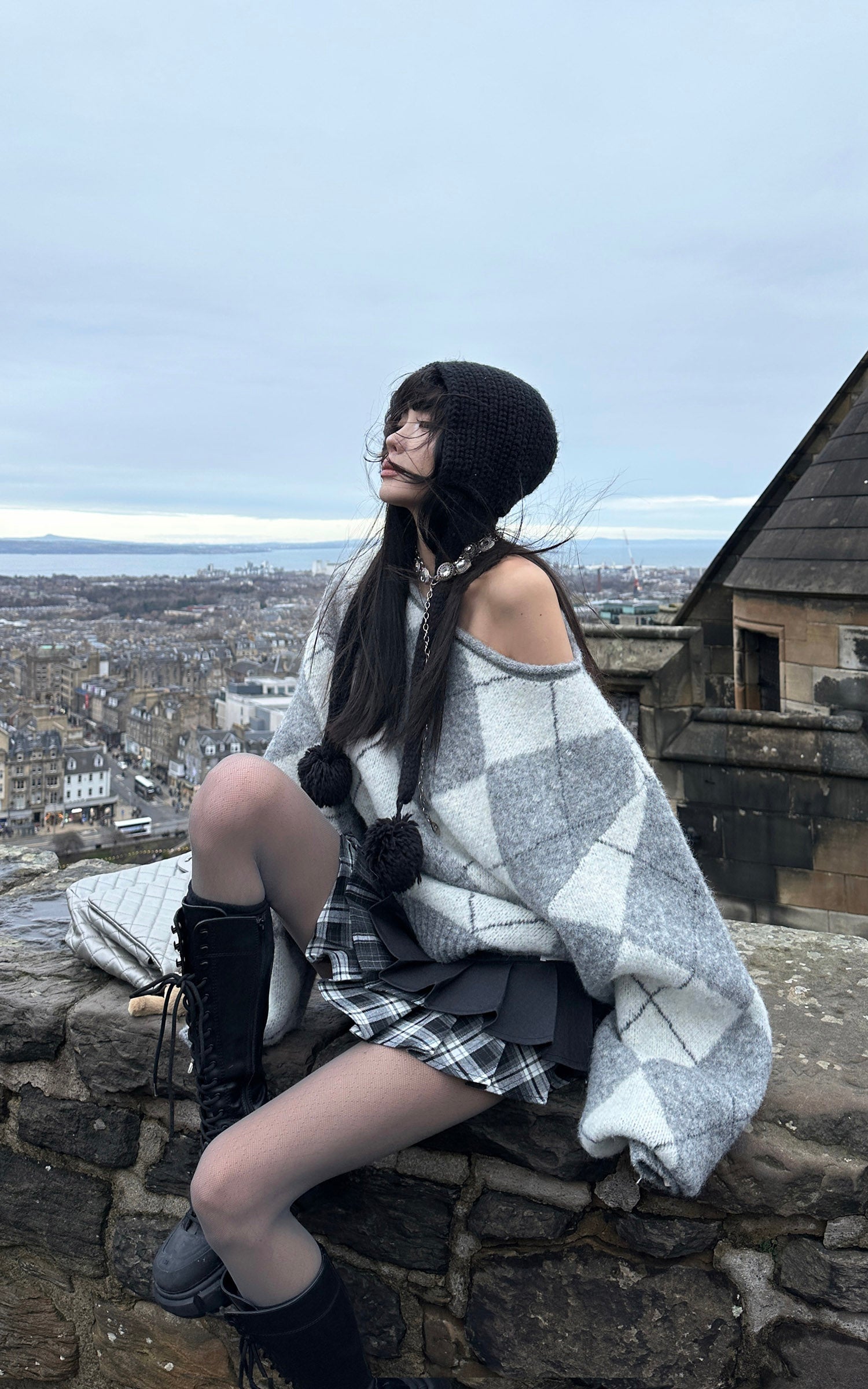 WARDEN EDGE Argyle Off Shoulder Oversized Knit Sweater