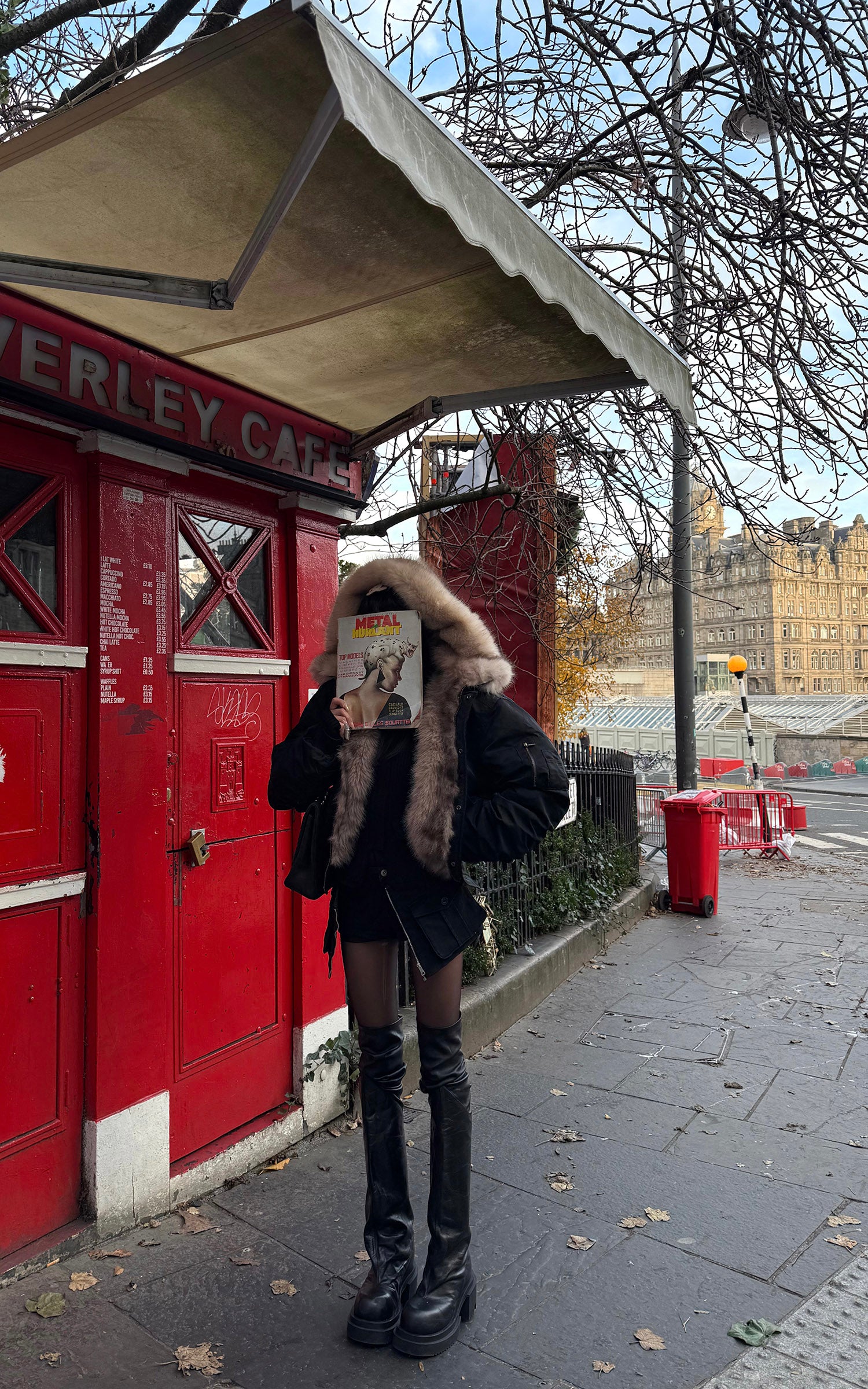 WARDEN EDGE Faux Fur Trim Cropped Bomber Jacket