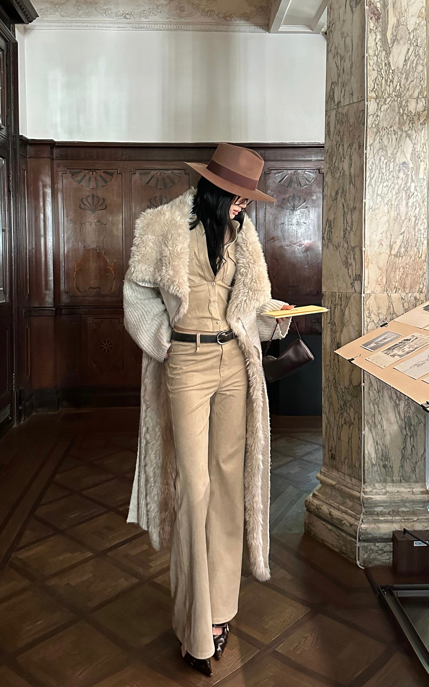 ROVENTE Cropped Utility Shirt