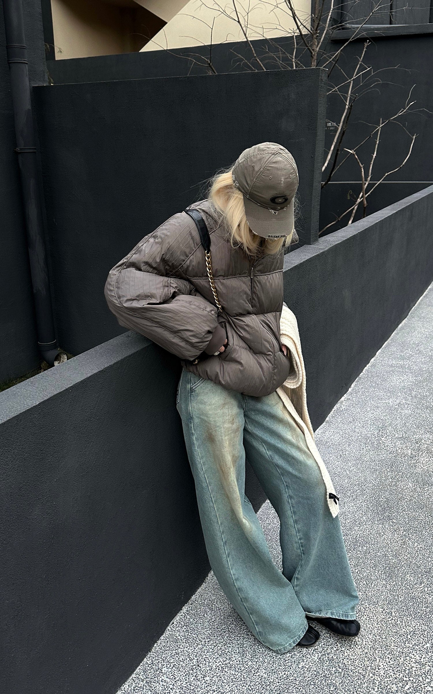 Rase le sol 루즈 워시드 와이드 레그 데님 진