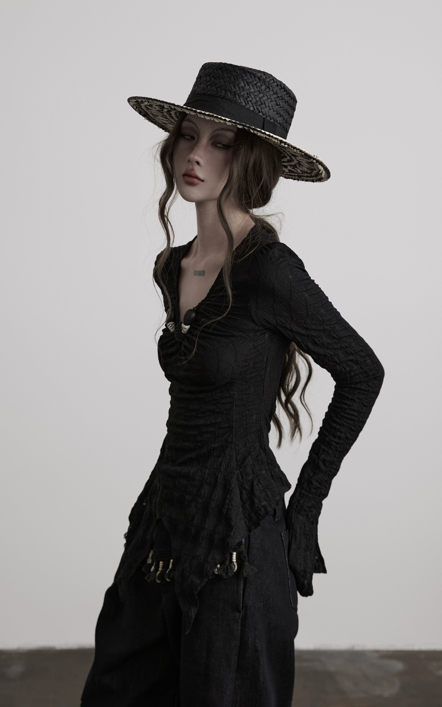 DOINDULGE Textured Ruched Deconstructed Long Sleeve T-Shirt