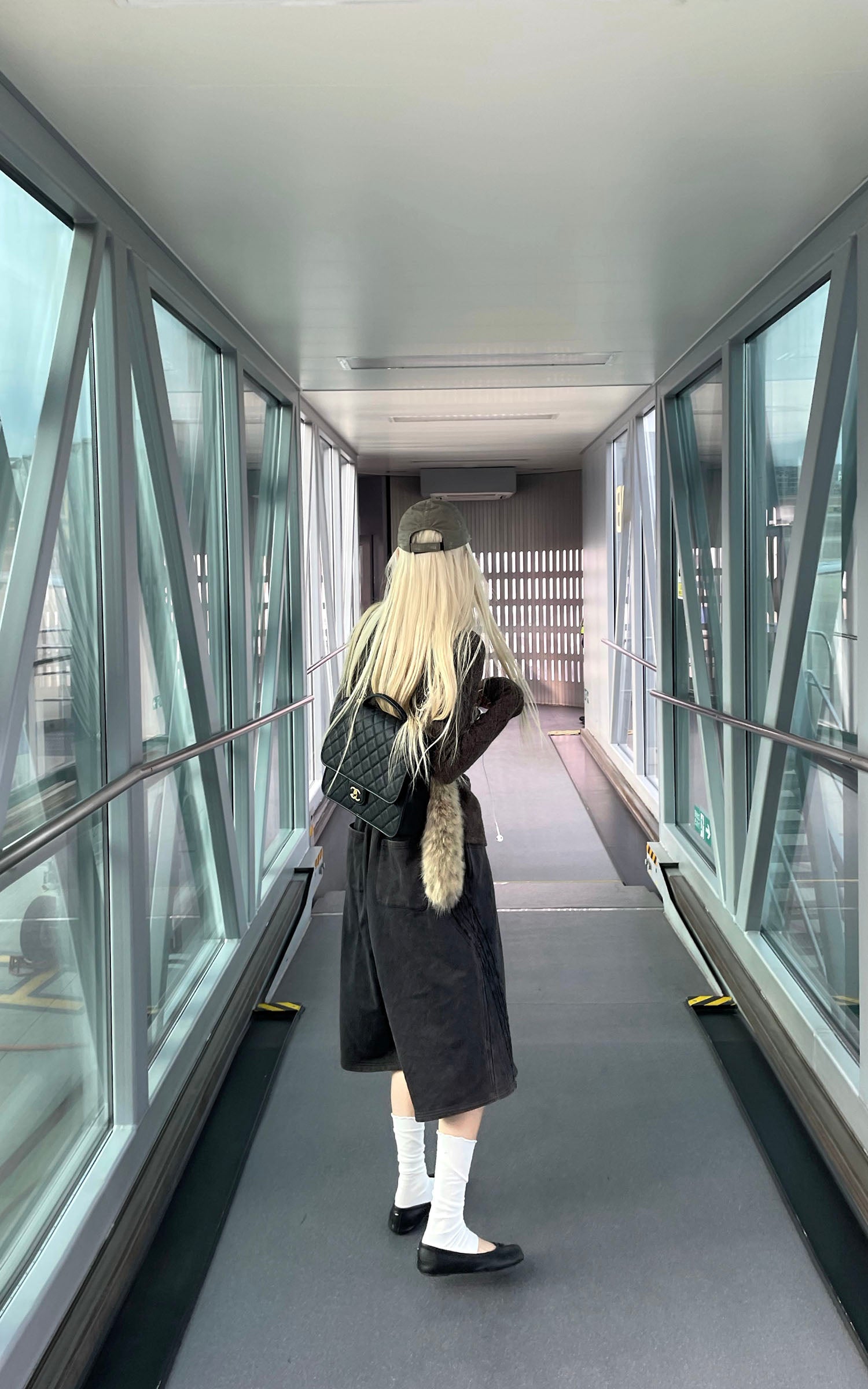 Rase le sol 워시드 루즈핏 스트레이트 반바지