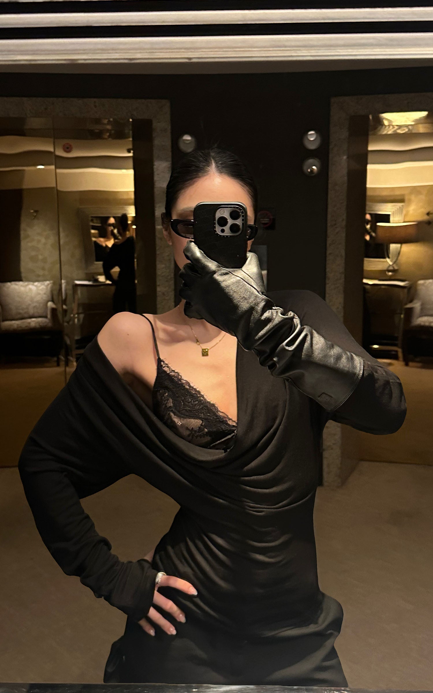 ROVENTE ドレープカウルネックトップ &amp; レースキャミソール2ピースセット