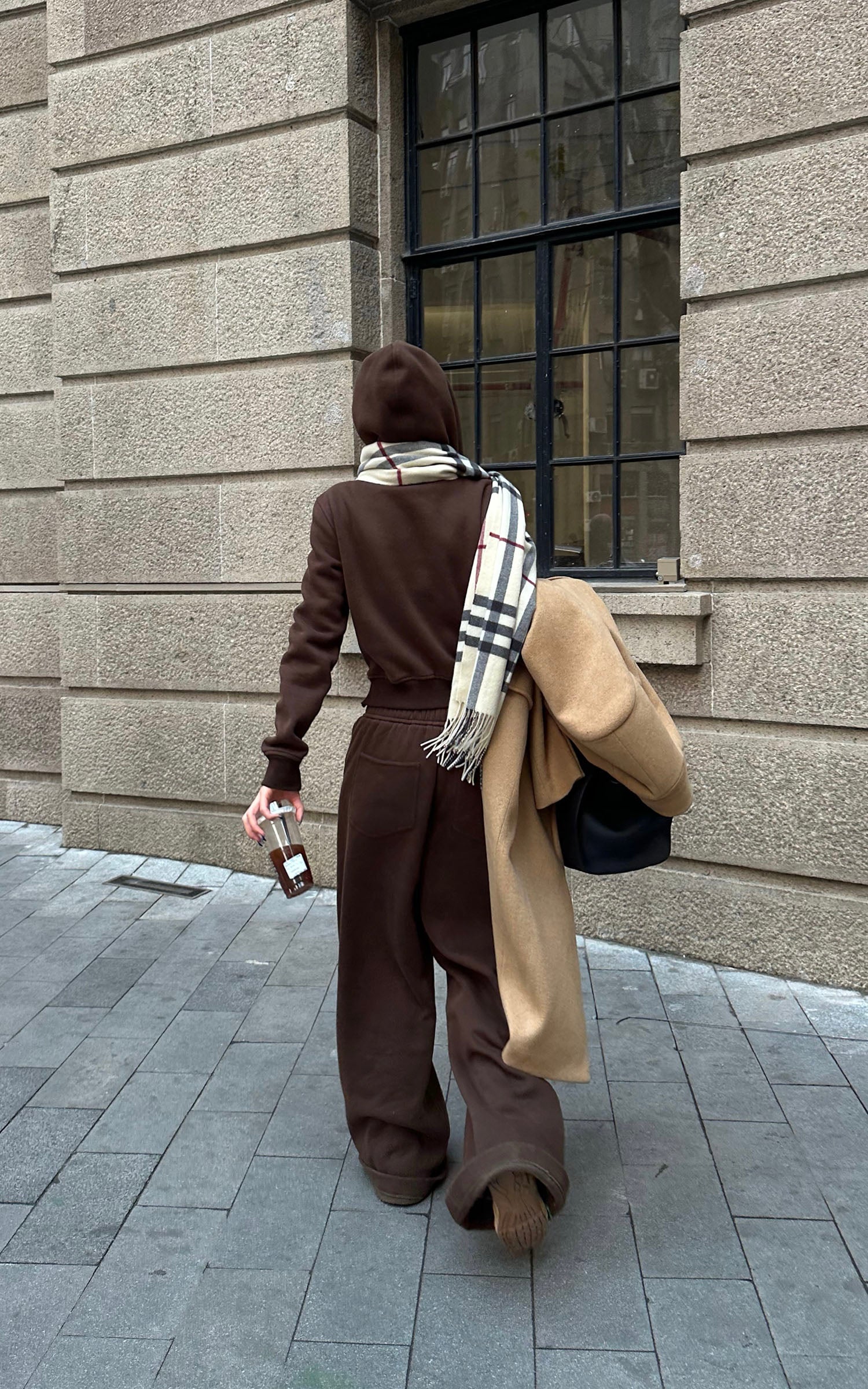 ROVENTE 크롭 후디 &amp; 와이드 팬츠 세트