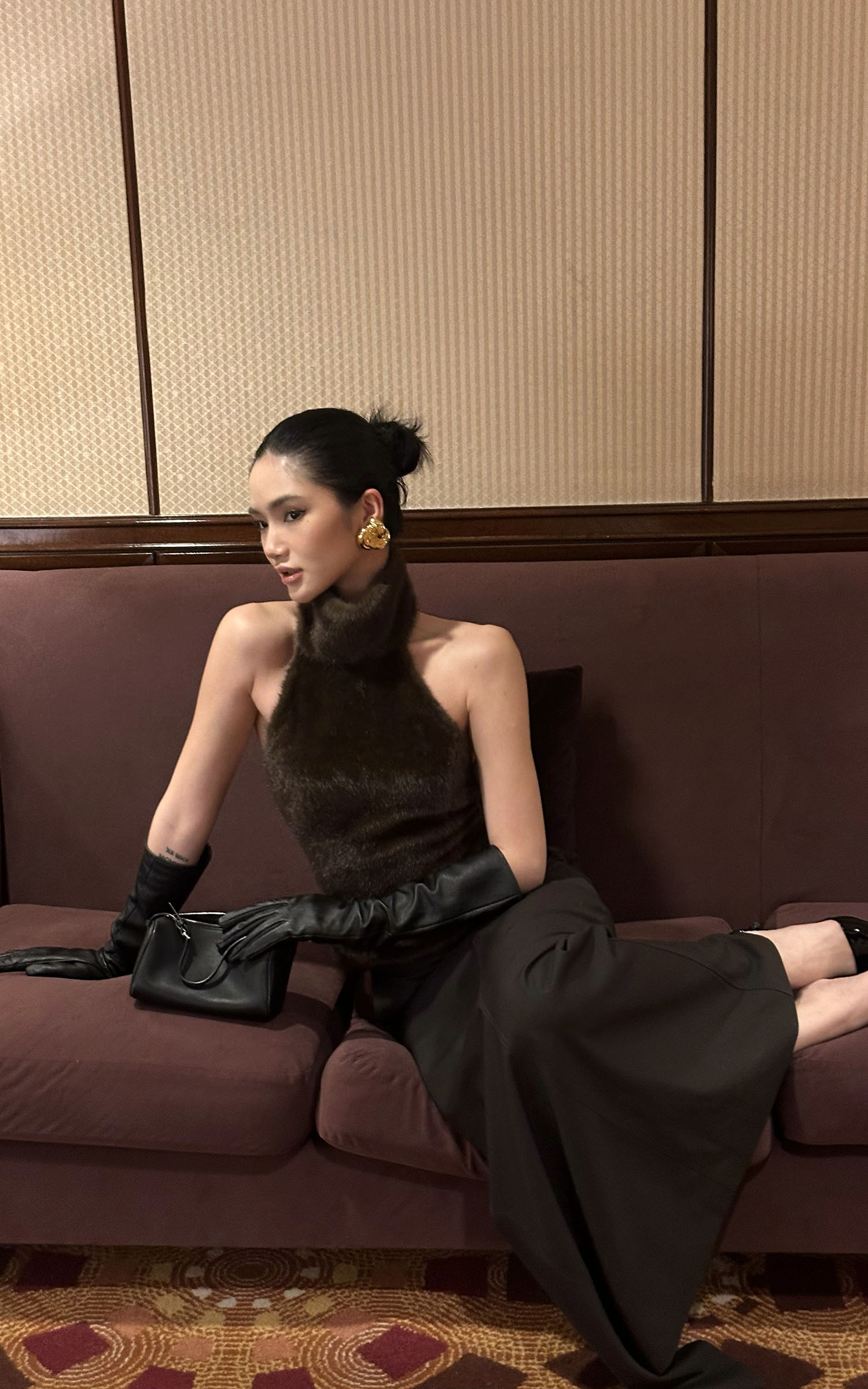 ROVENTE ハイネックオープンバックフェイクファー ベスト