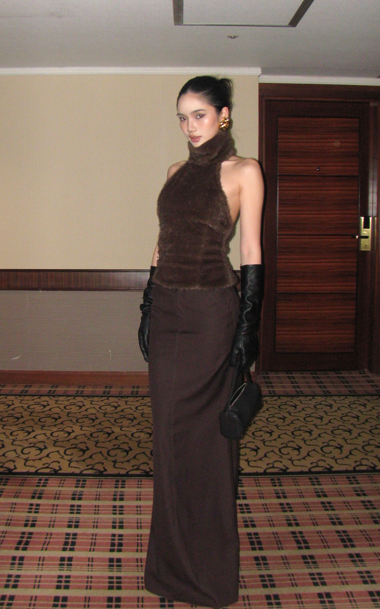 ROVENTE ハイネックオープンバックフェイクファー ベスト