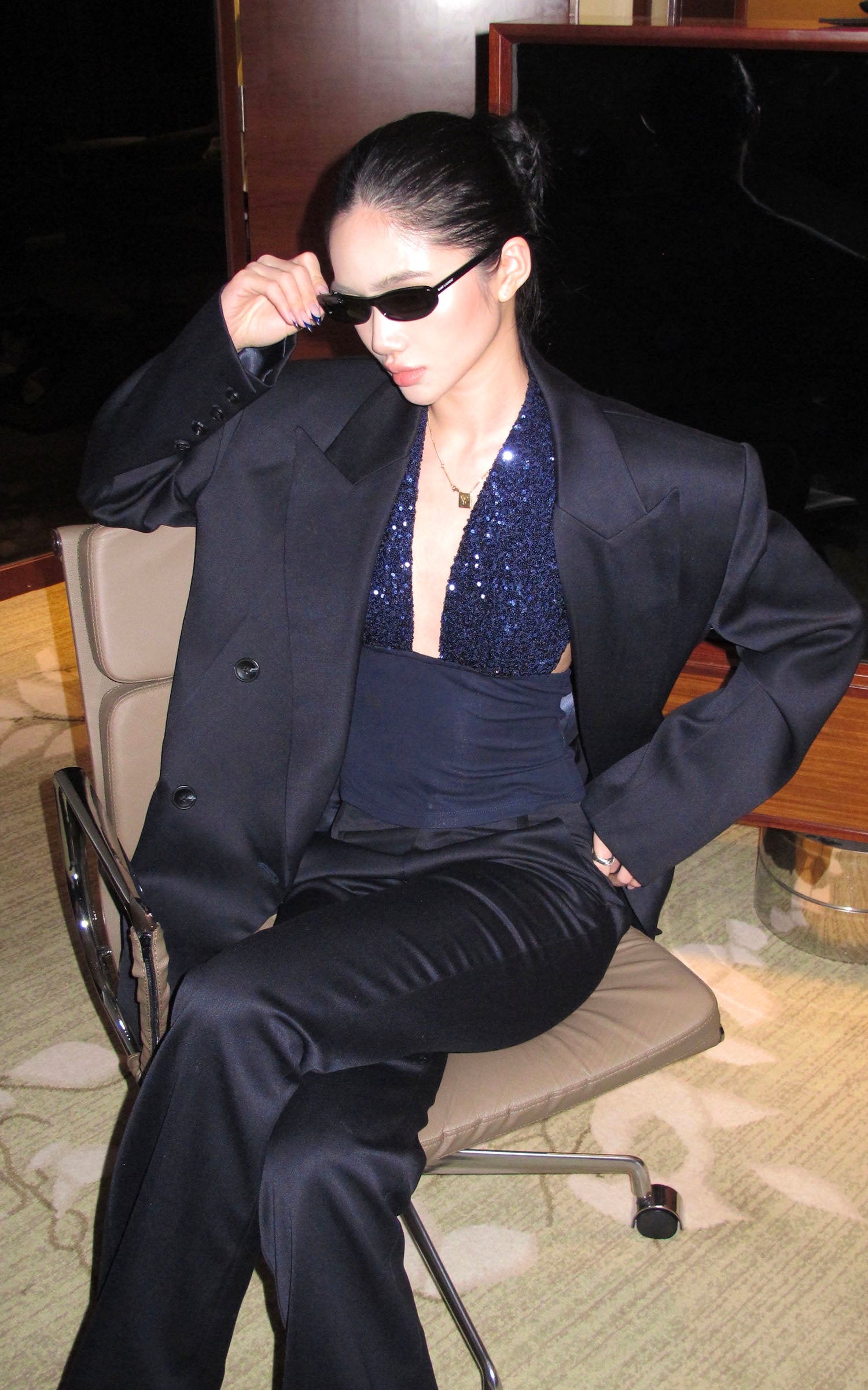 ROVENTE 구조적인 더블 브레스티드 테일러드 블레이저